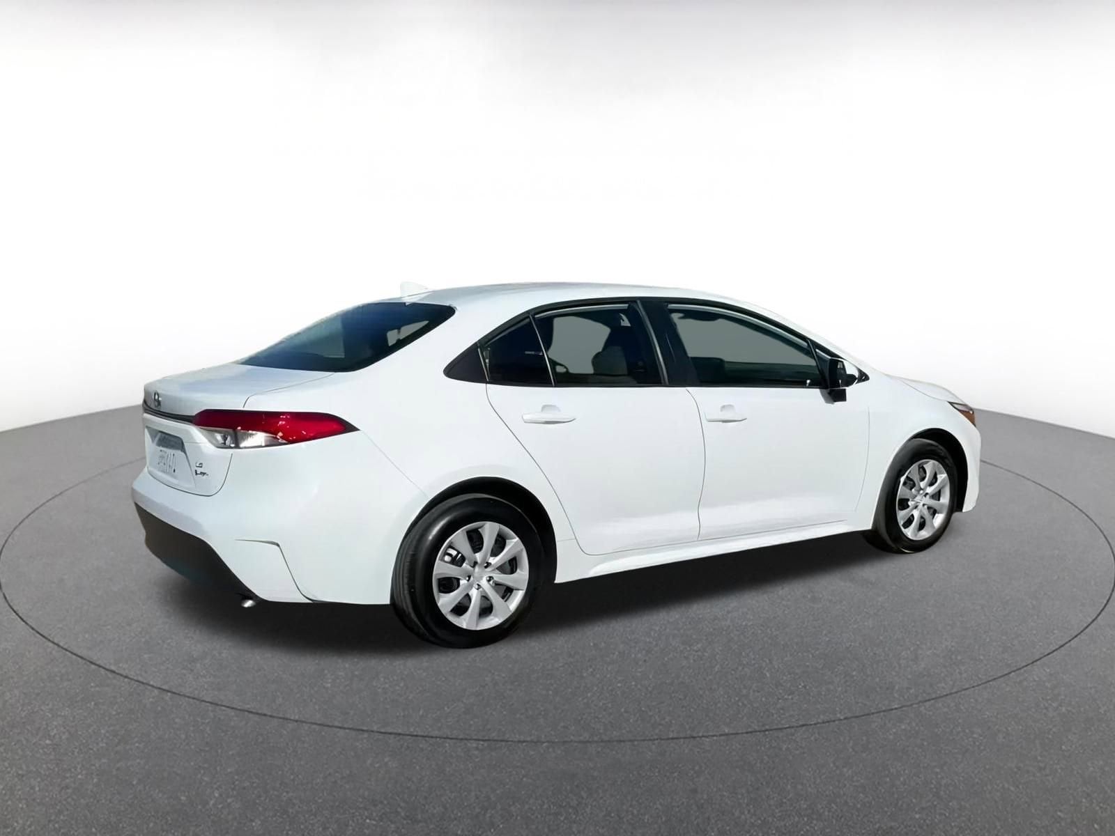 Thumbnail: 2025 Toyota Corolla - 14