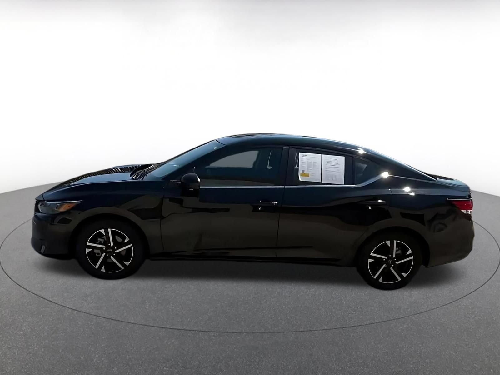 Thumbnail: 2025 Nissan Sentra - 8