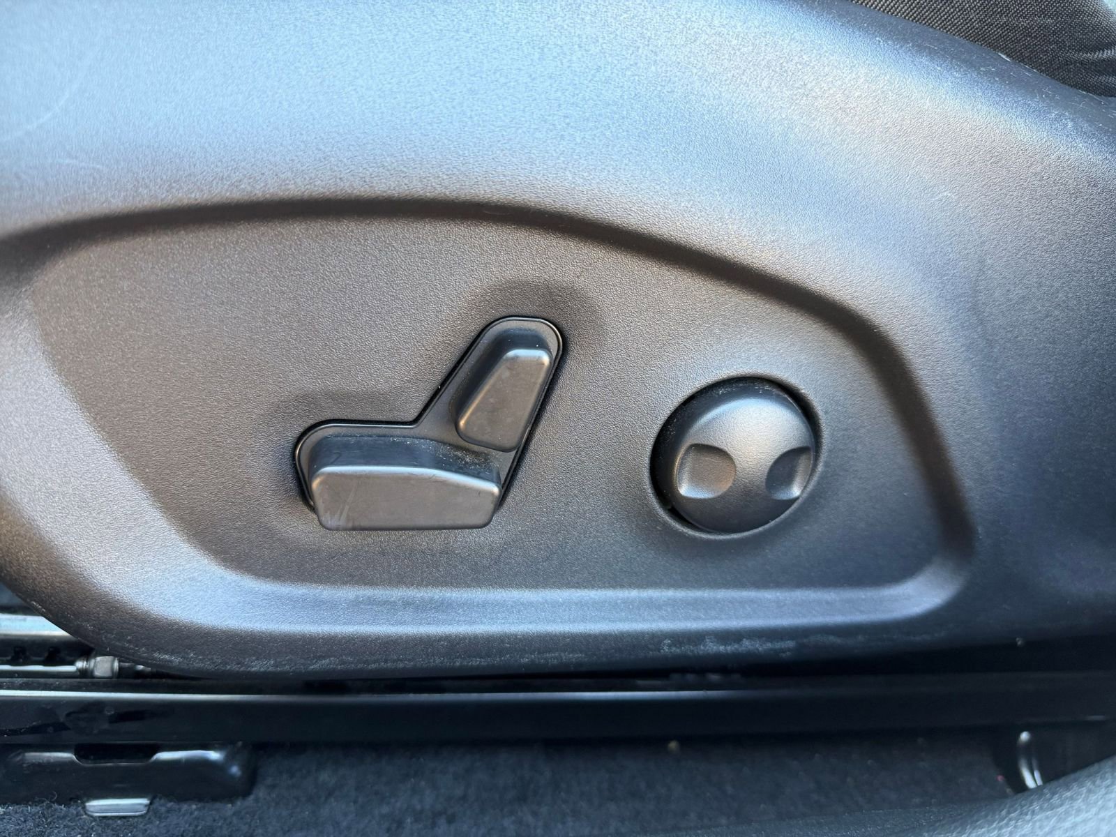 Thumbnail: 2025 Jeep Compass - 23