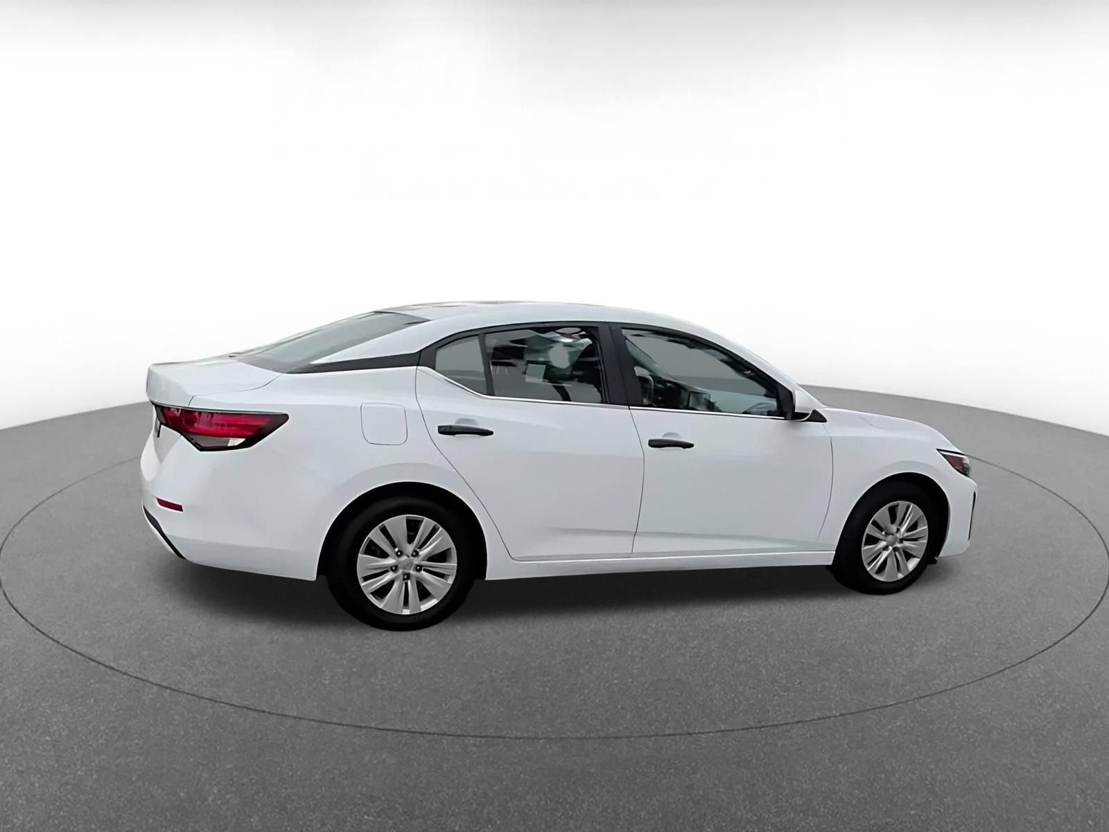 Thumbnail: 2025 Nissan Sentra - 14