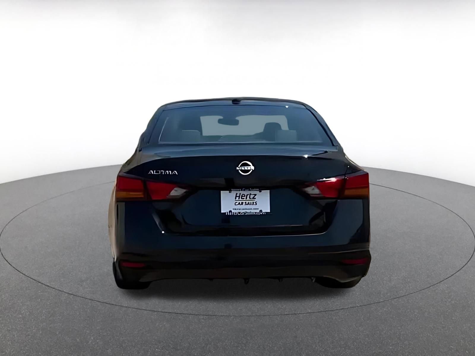 Thumbnail: 2025 Nissan Altima - 12