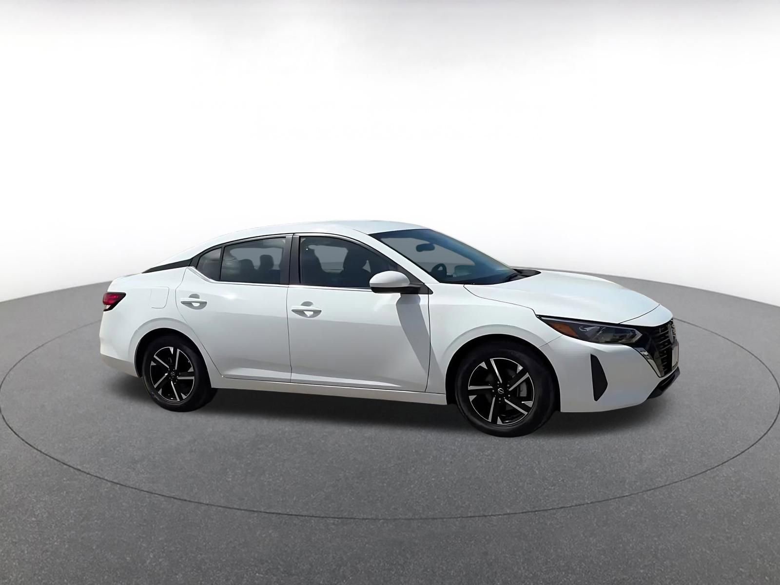 Thumbnail: 2025 Nissan Sentra - 2