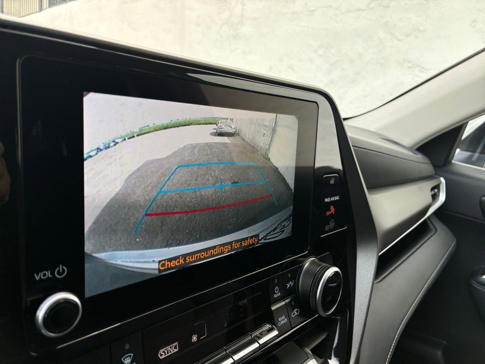 Thumbnail: 2025 Toyota Highlander - 25