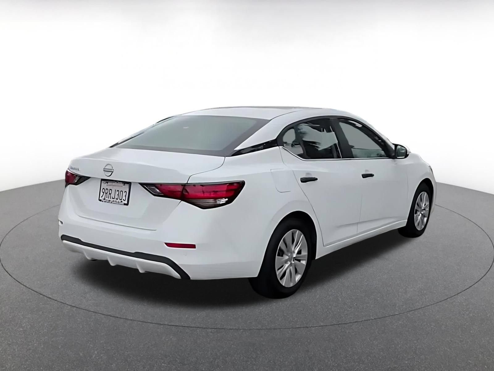 Thumbnail: 2025 Nissan Sentra - 15