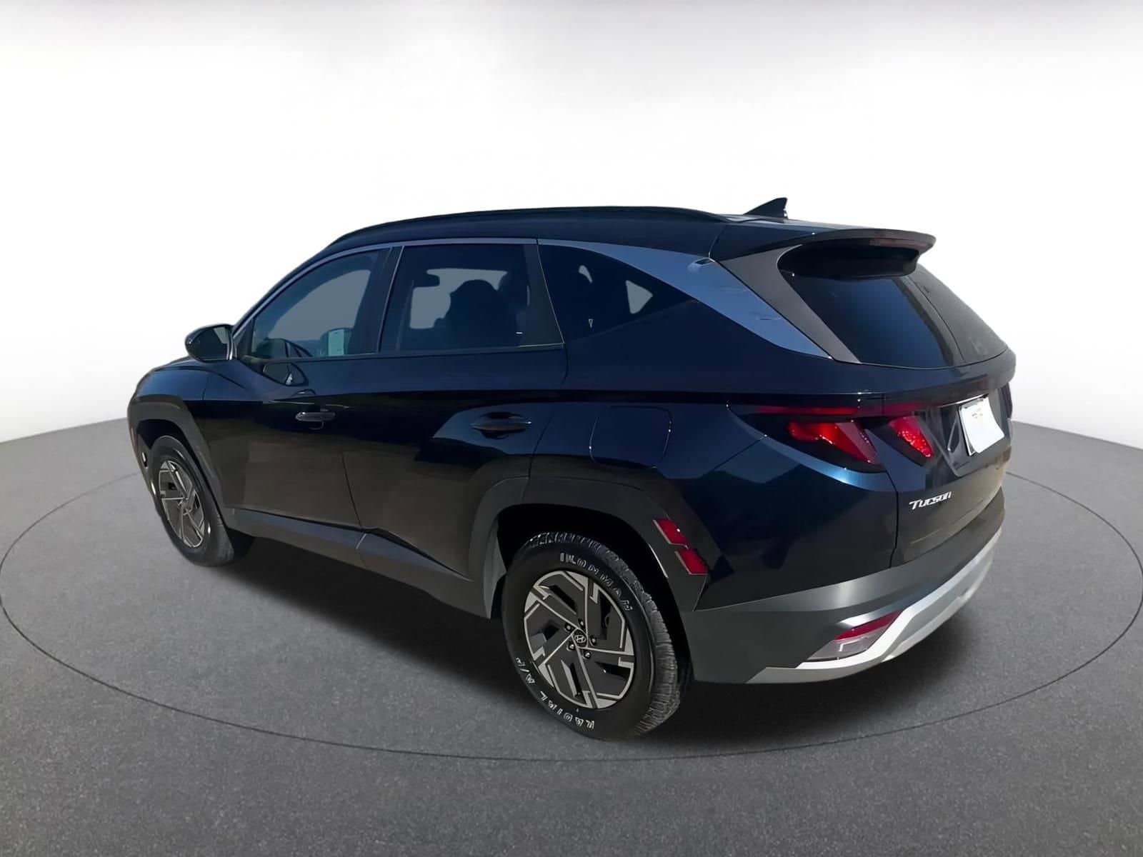 Thumbnail: 2025 Hyundai Tucson - 10