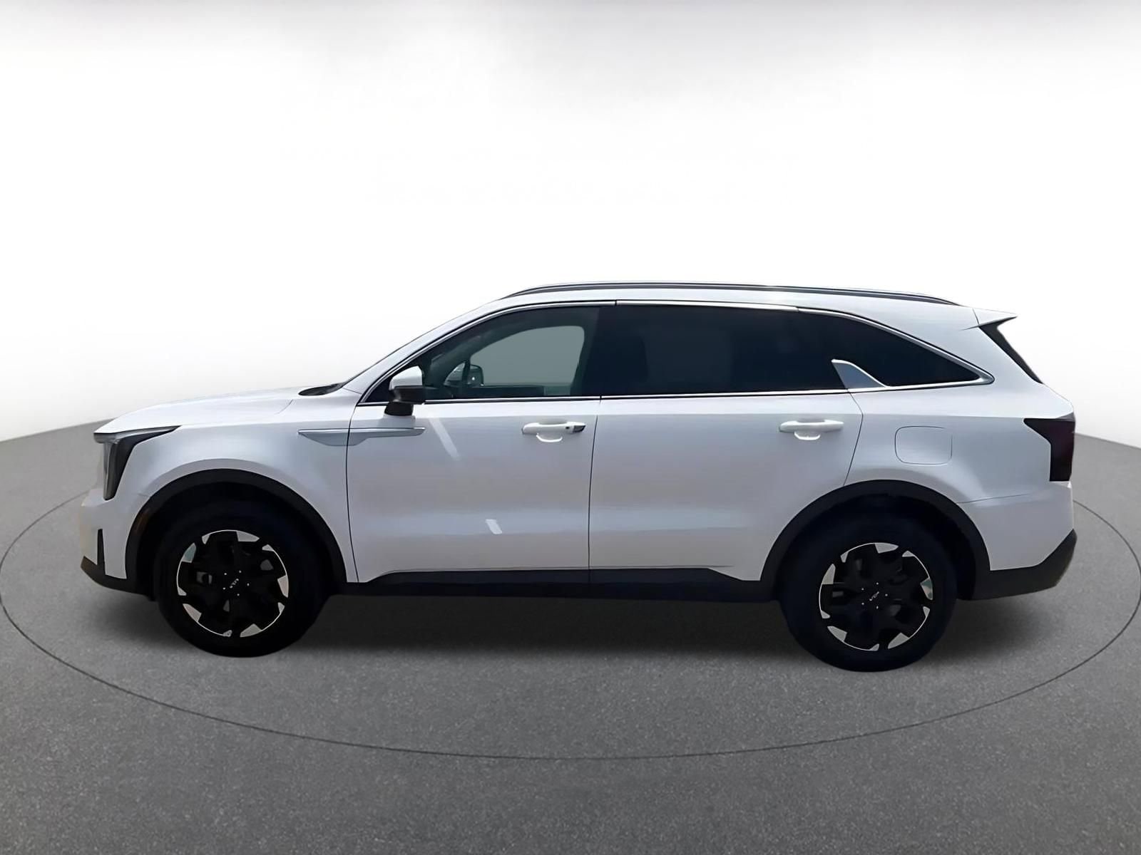 Thumbnail: 2024 Kia Sorento - 9