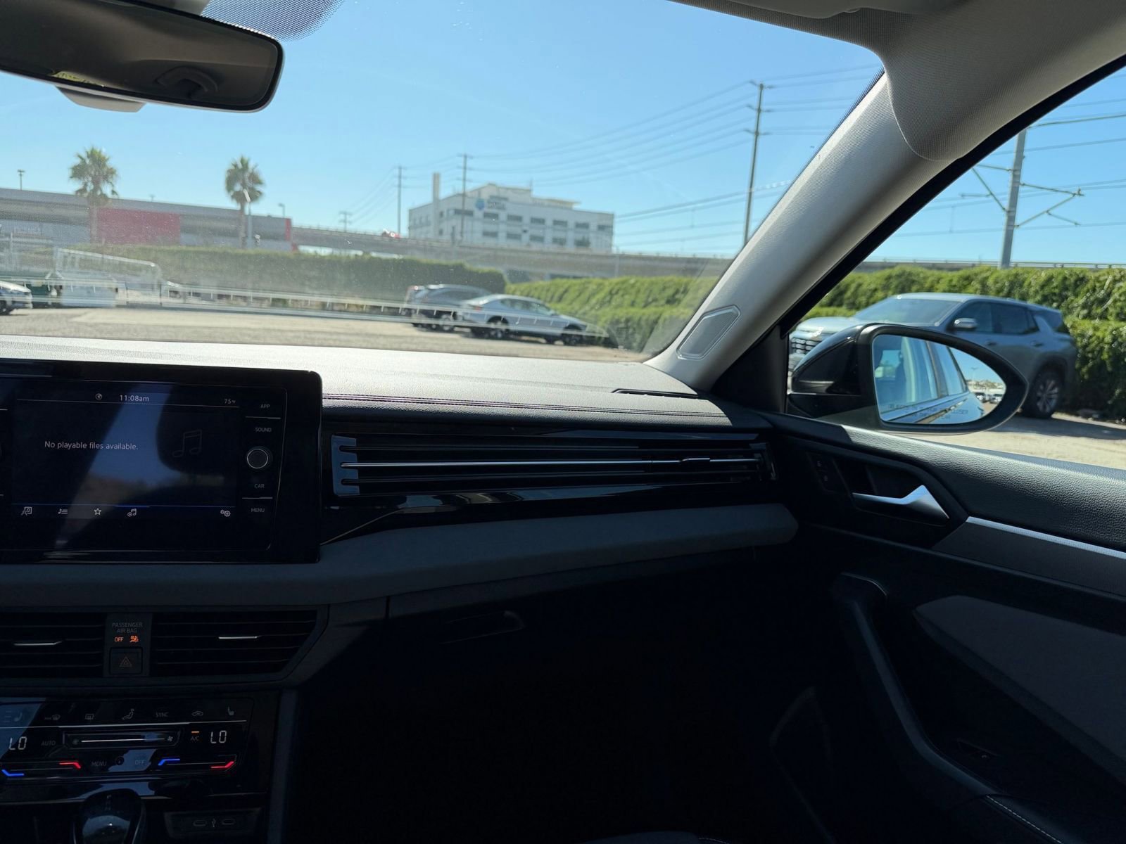 Thumbnail: 2025 Volkswagen Jetta - 34