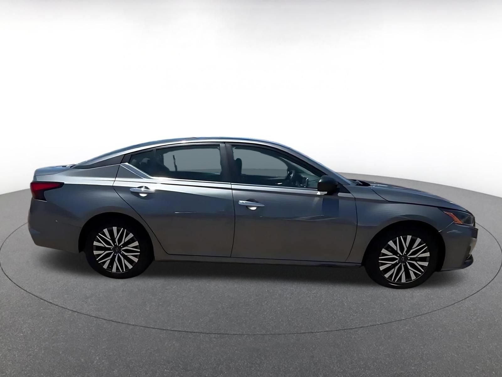Thumbnail: 2025 Nissan Altima - 16