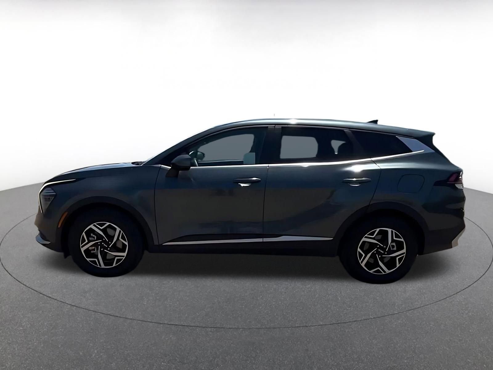 Thumbnail: 2025 Kia Sportage - 9