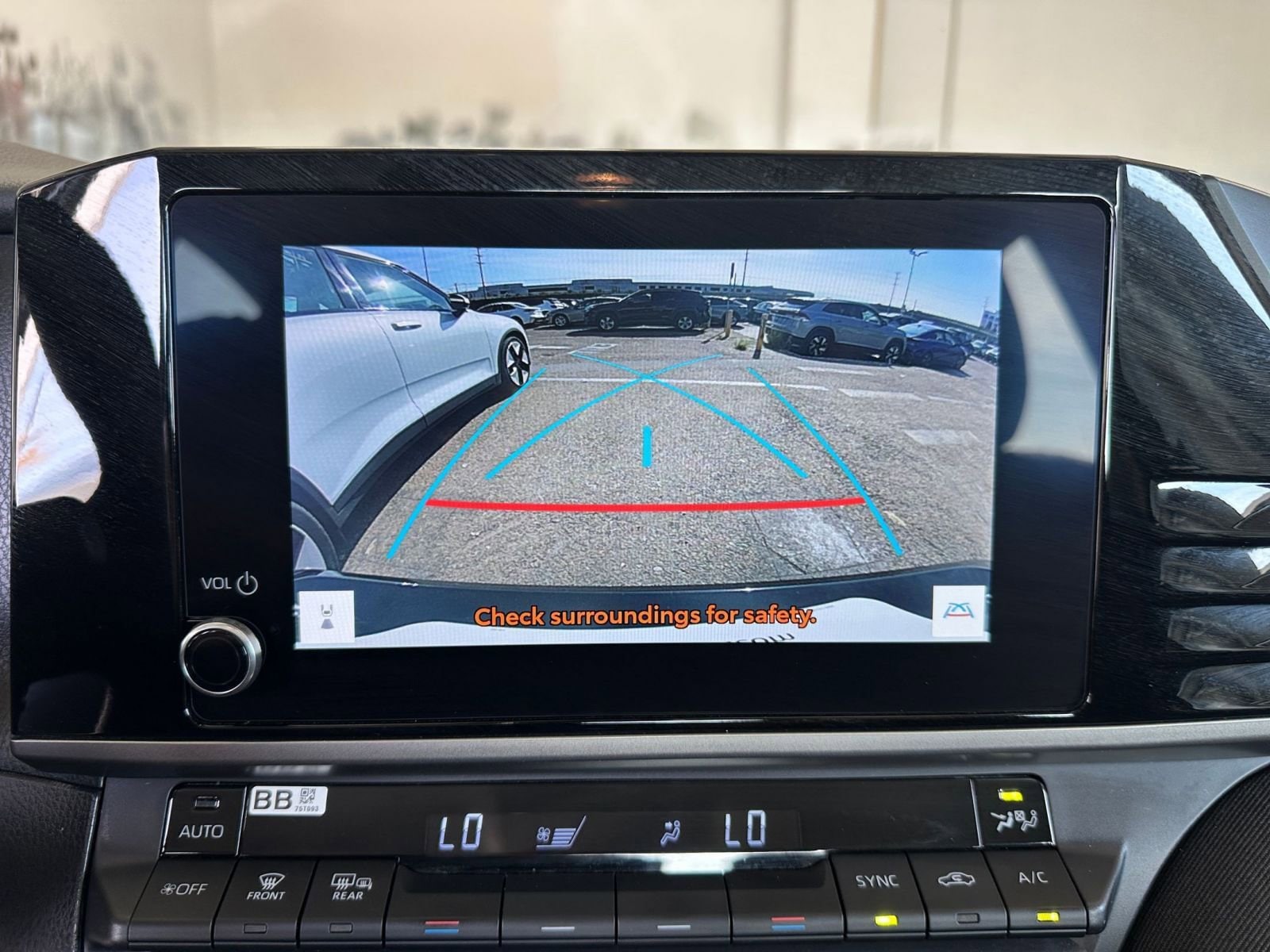 Thumbnail: 2025 Toyota Camry - 17