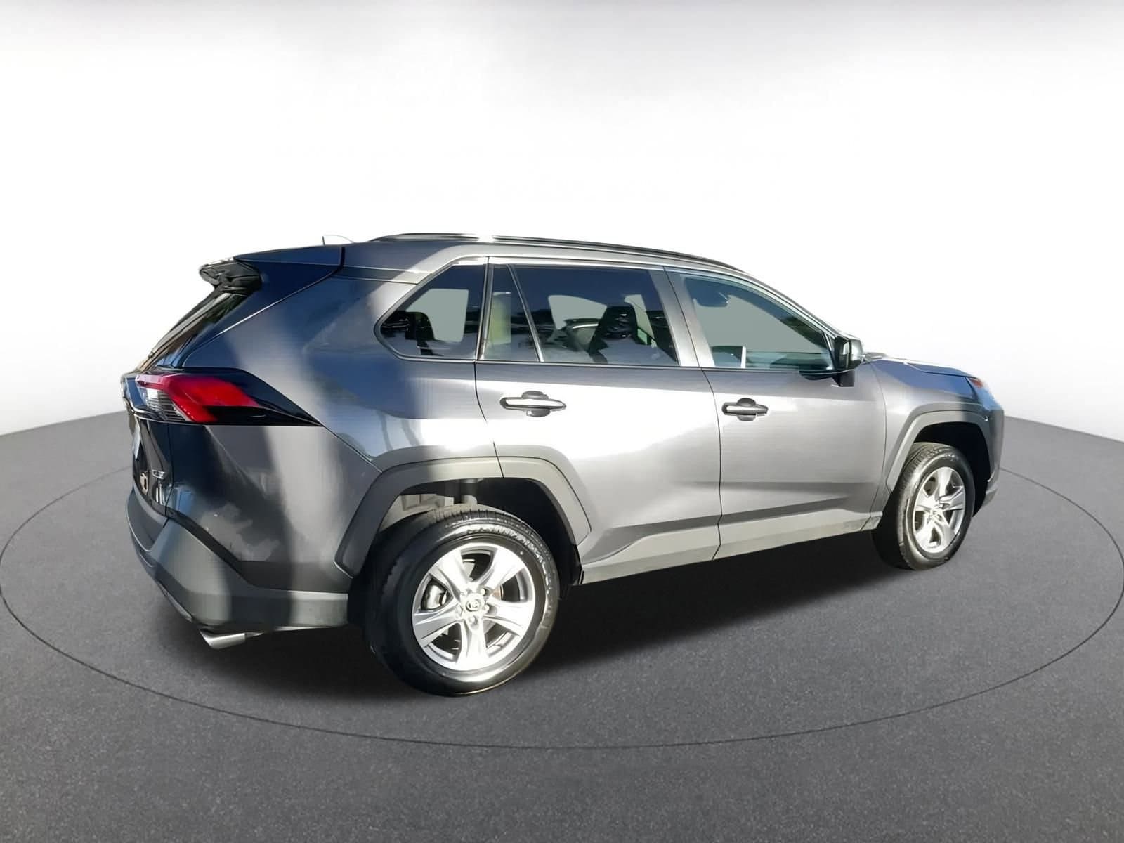 Thumbnail: 2025 Toyota RAV4 - 15