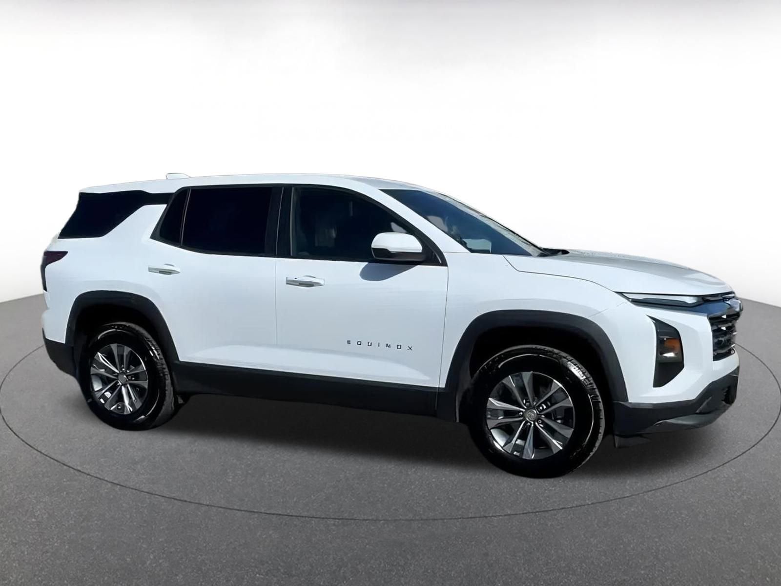 Thumbnail: 2025 Chevrolet Equinox - 16