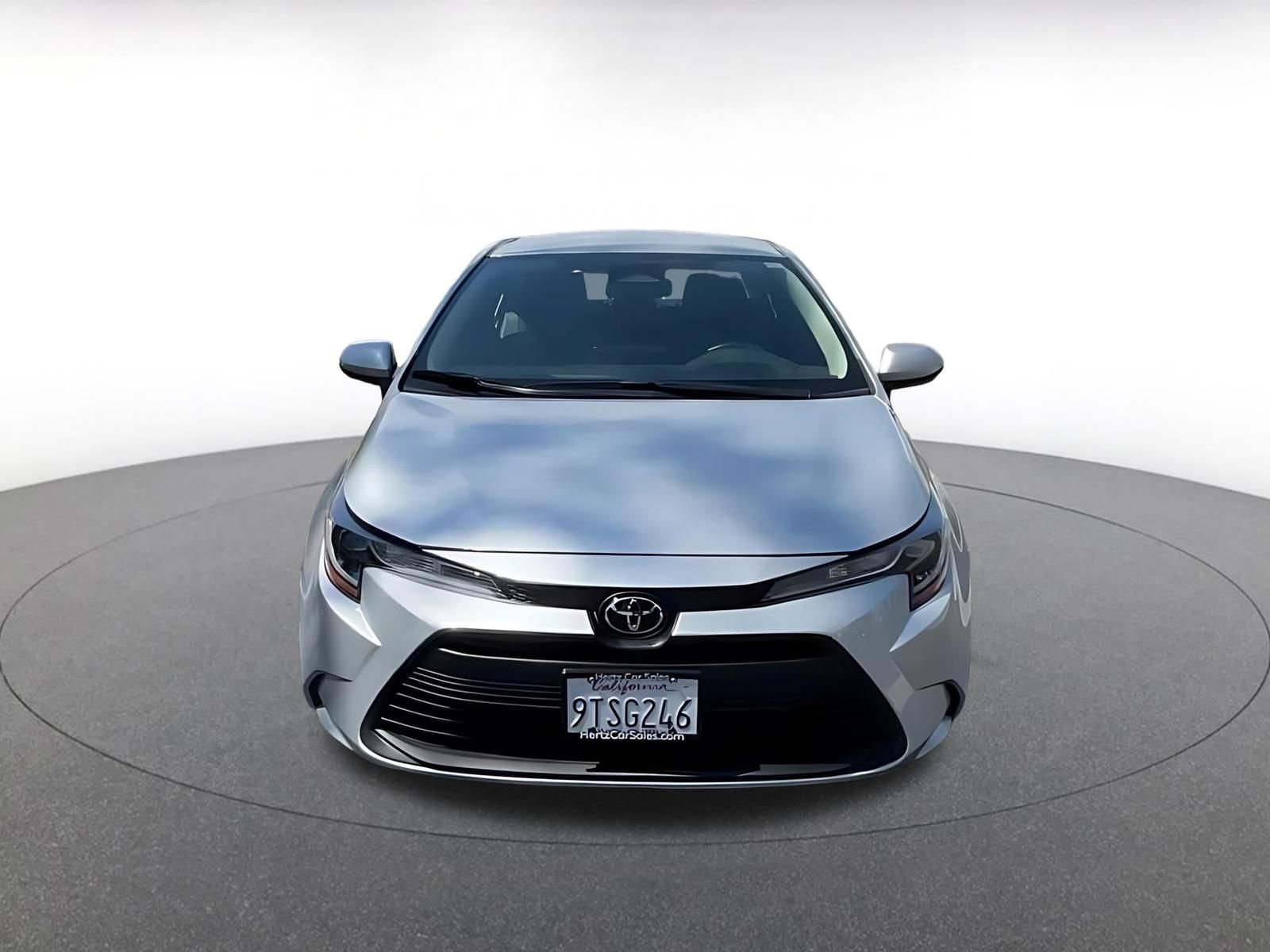 Thumbnail: 2025 Toyota Corolla - 4