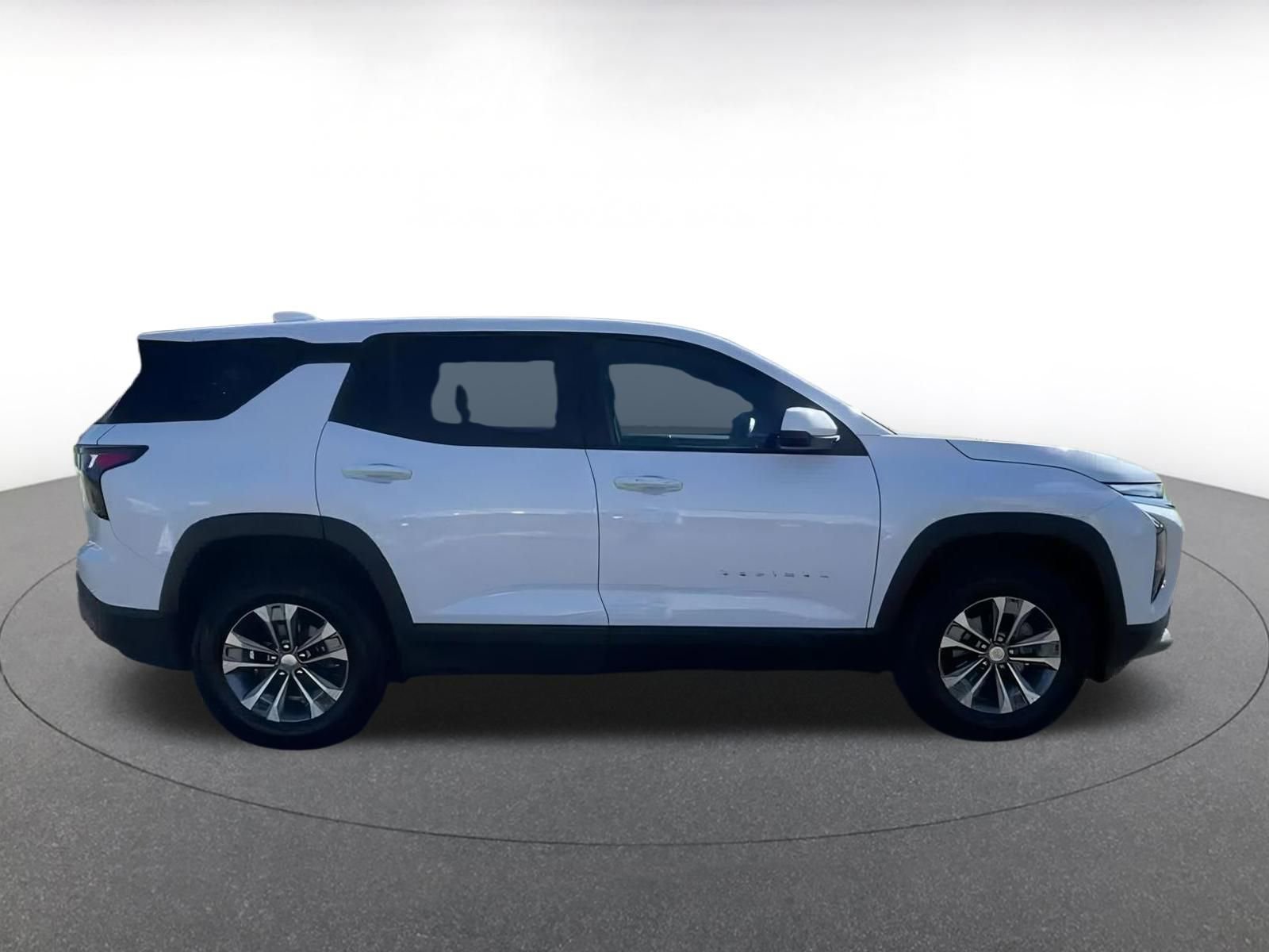 Thumbnail: 2025 Chevrolet Equinox - 16