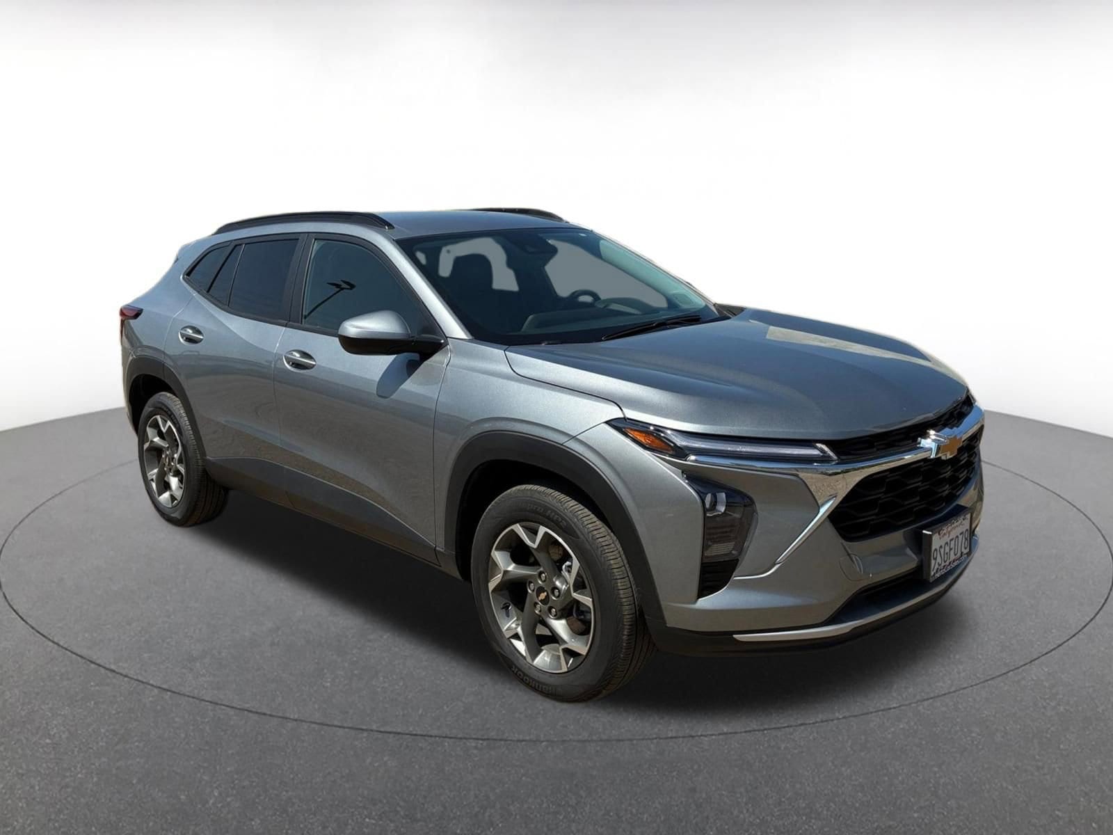 Thumbnail: 2025 Chevrolet Trax - 1