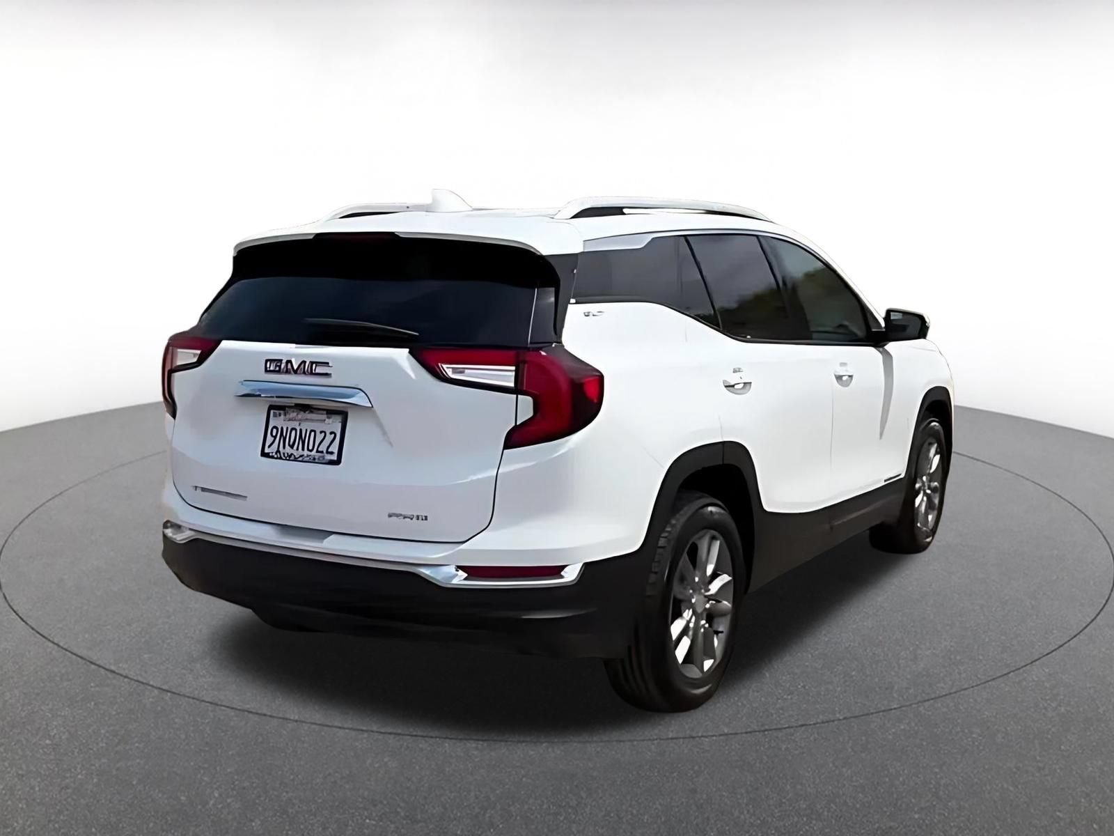 Thumbnail: 2024 GMC Terrain - 13