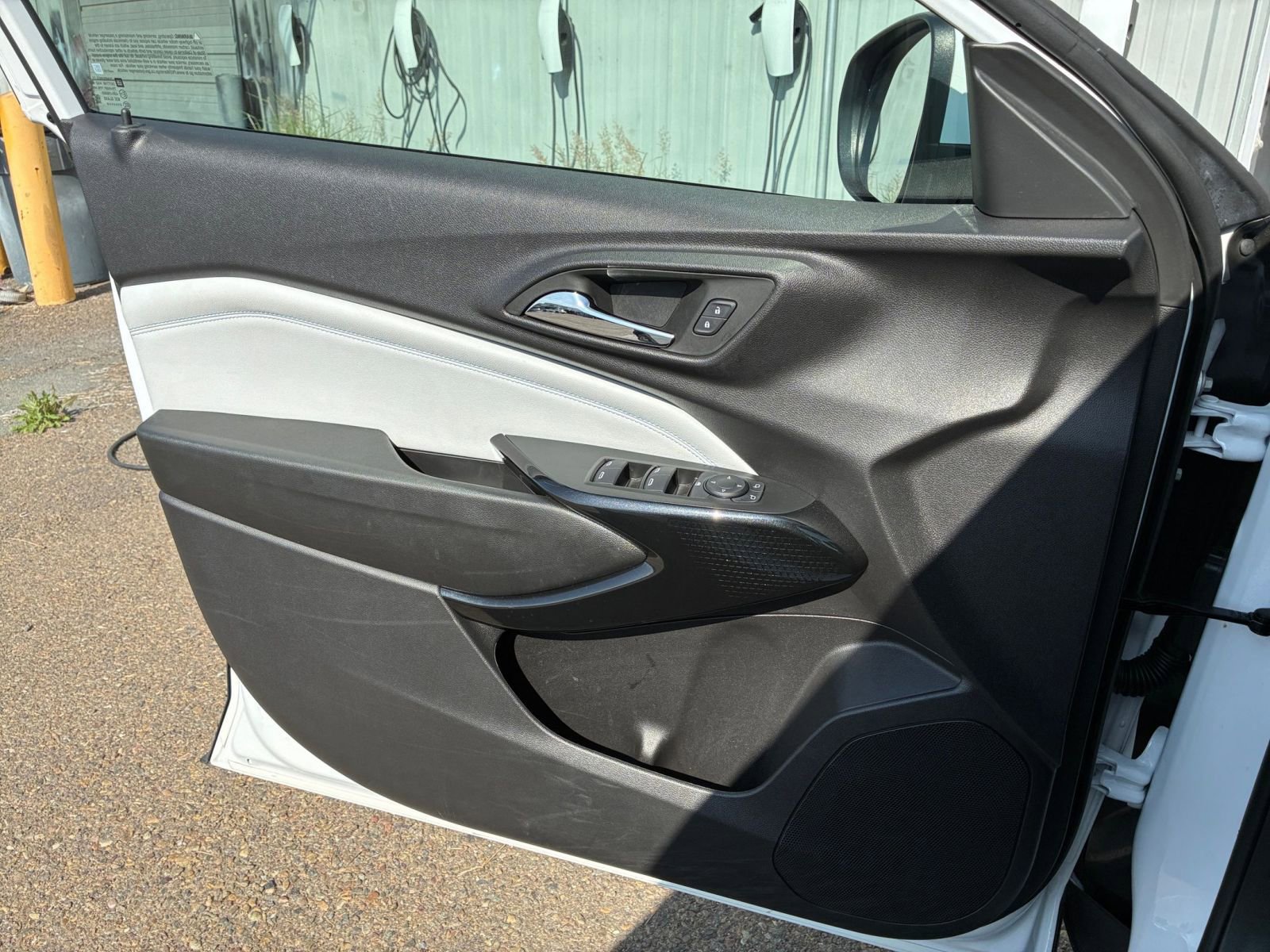 Thumbnail: 2025 Chevrolet Trax - 18