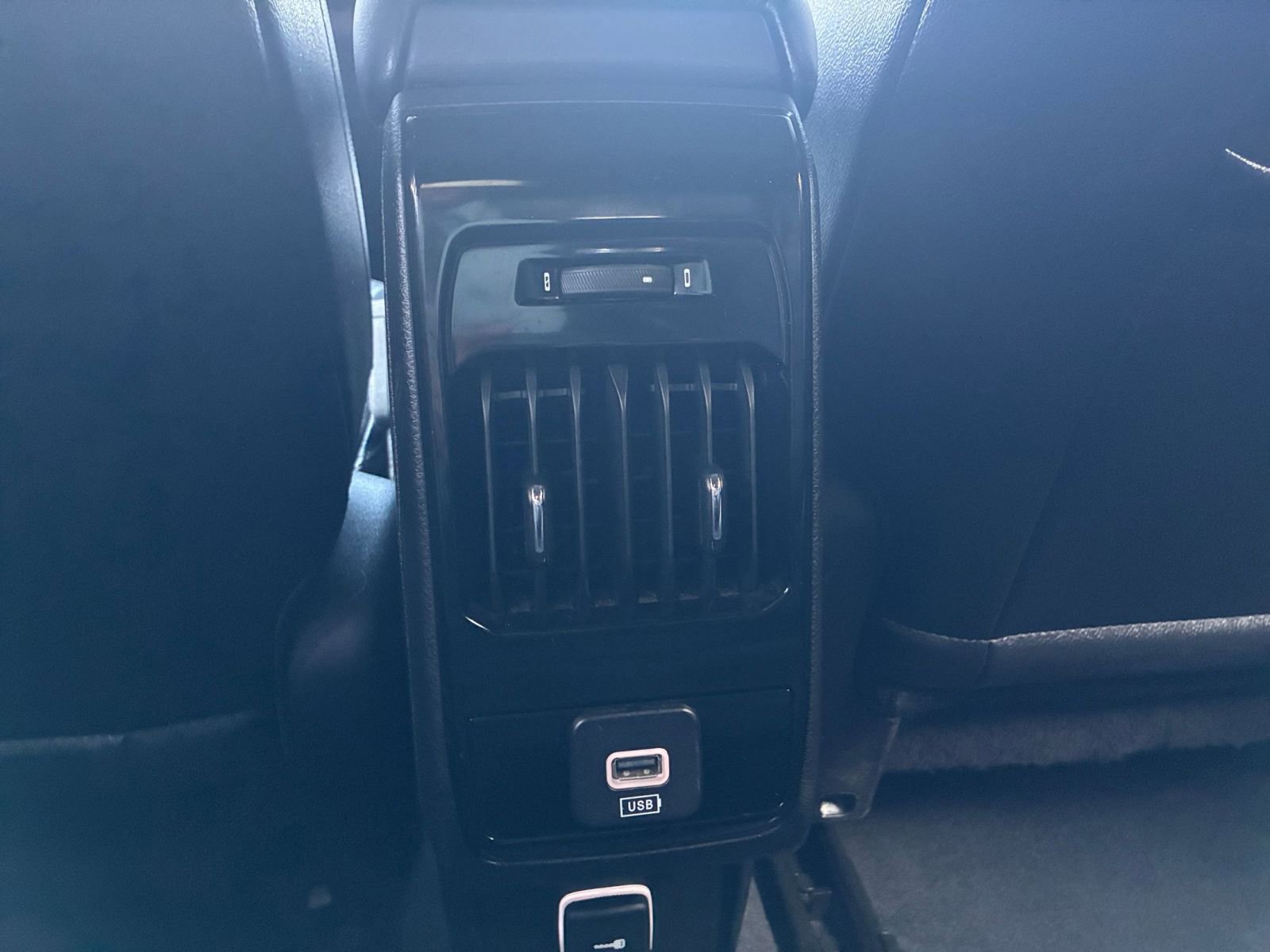 Thumbnail: 2025 Jeep Compass - 23