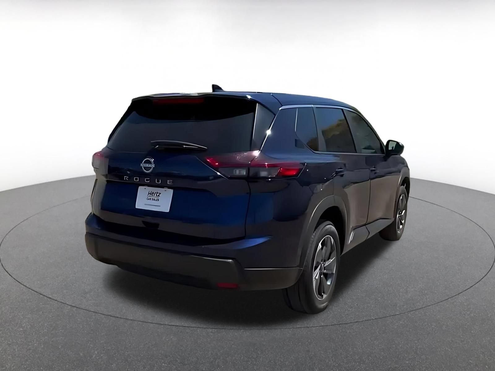 Thumbnail: 2025 Nissan Rogue - 10