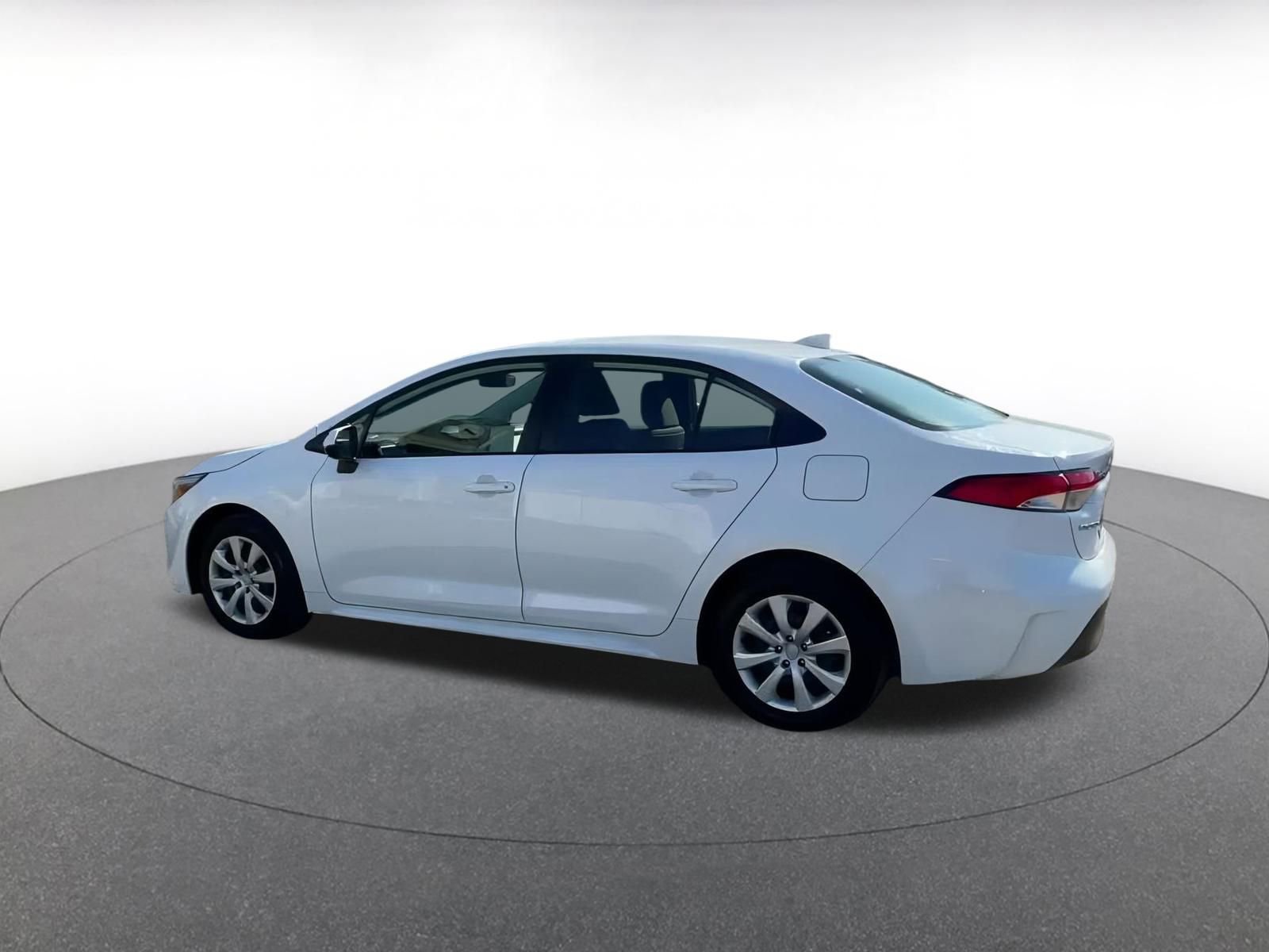 Thumbnail: 2025 Toyota Corolla - 9