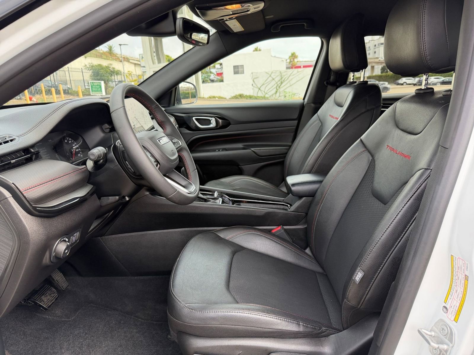 Thumbnail: 2025 Jeep Compass - 25