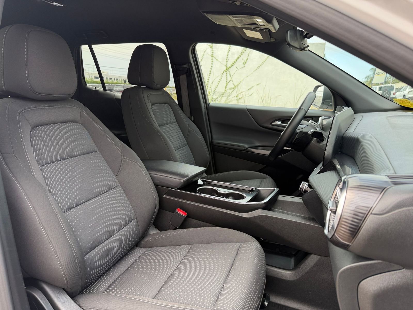 Thumbnail: 2025 Chevrolet Equinox - 35