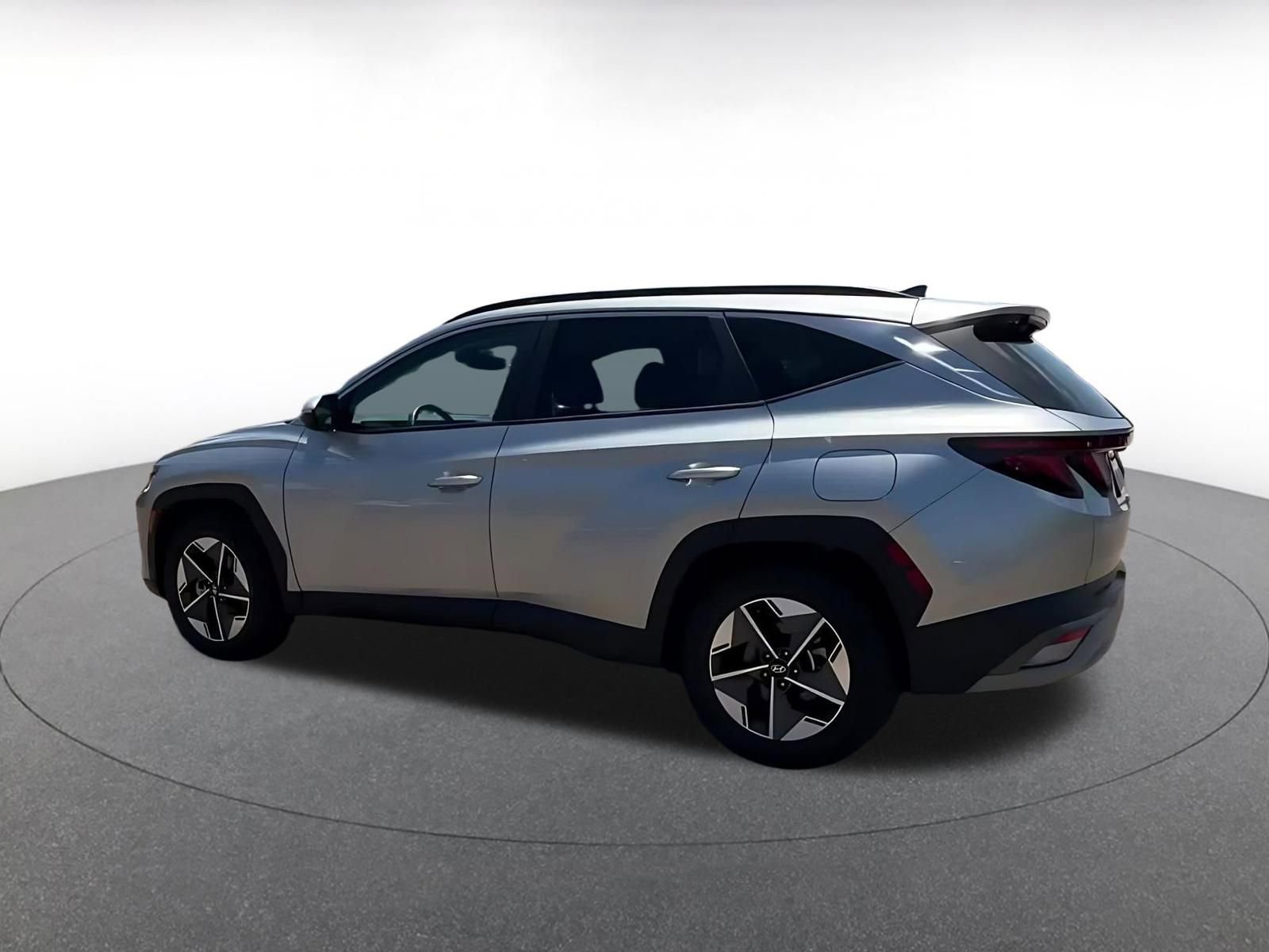 Thumbnail: 2025 Hyundai Tucson - 4