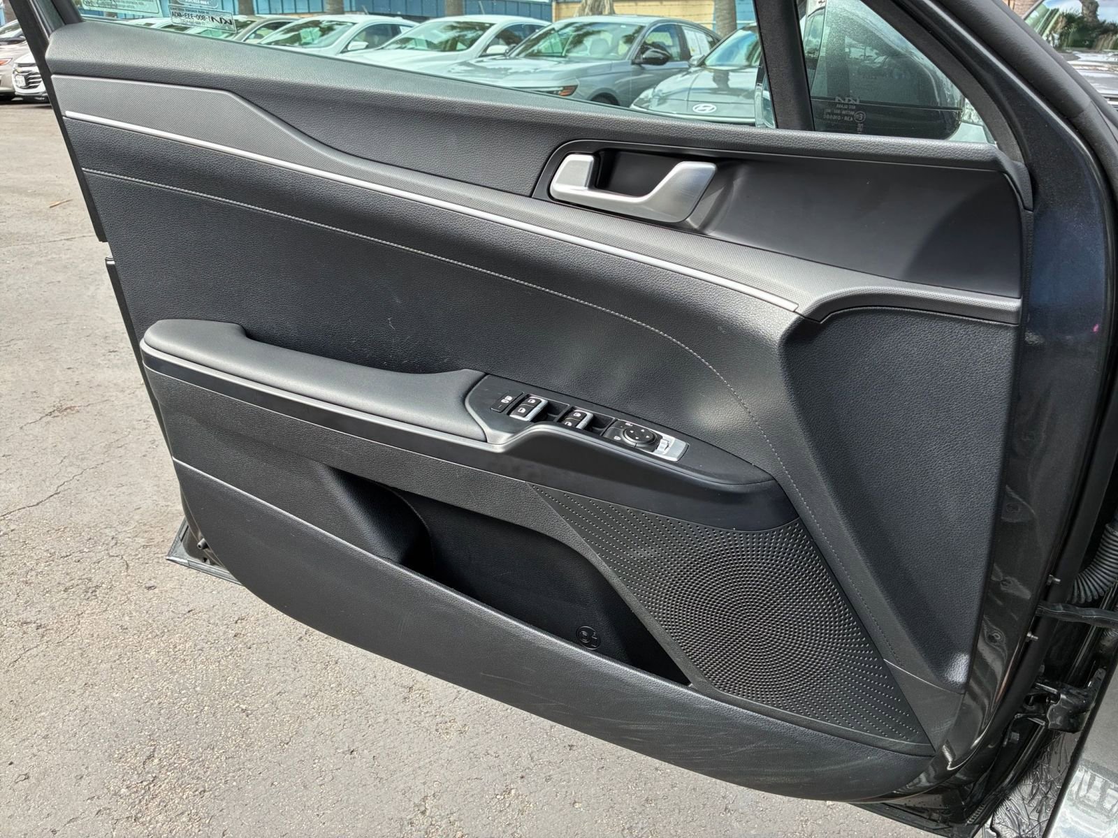 Thumbnail: 2025 Kia K5 - 18