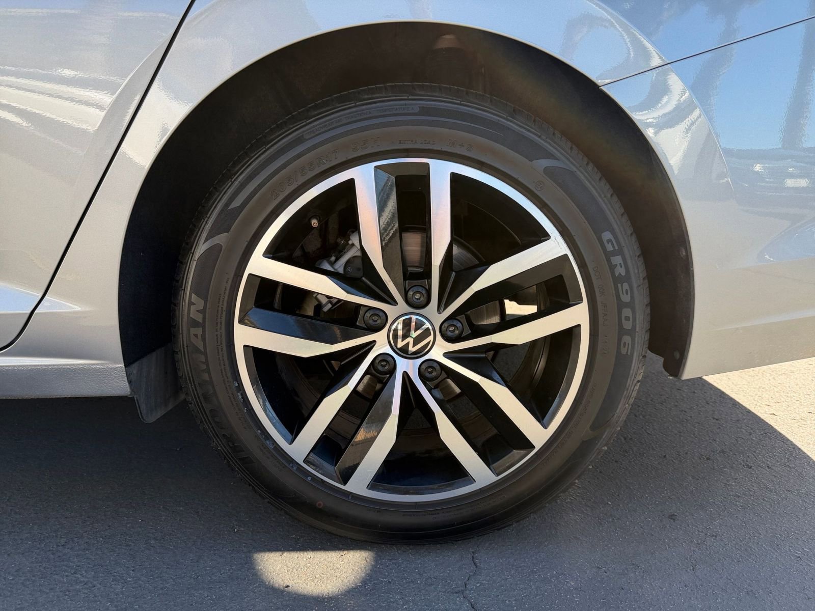 Thumbnail: 2025 Volkswagen Jetta - 29