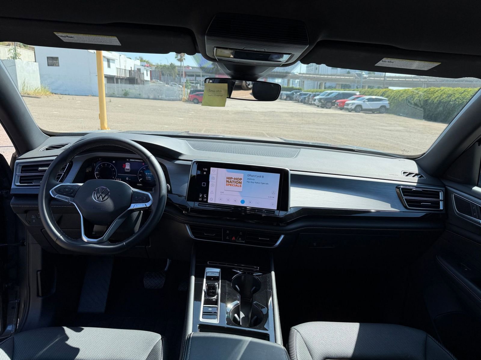 Thumbnail: 2025 Volkswagen Atlas - 33