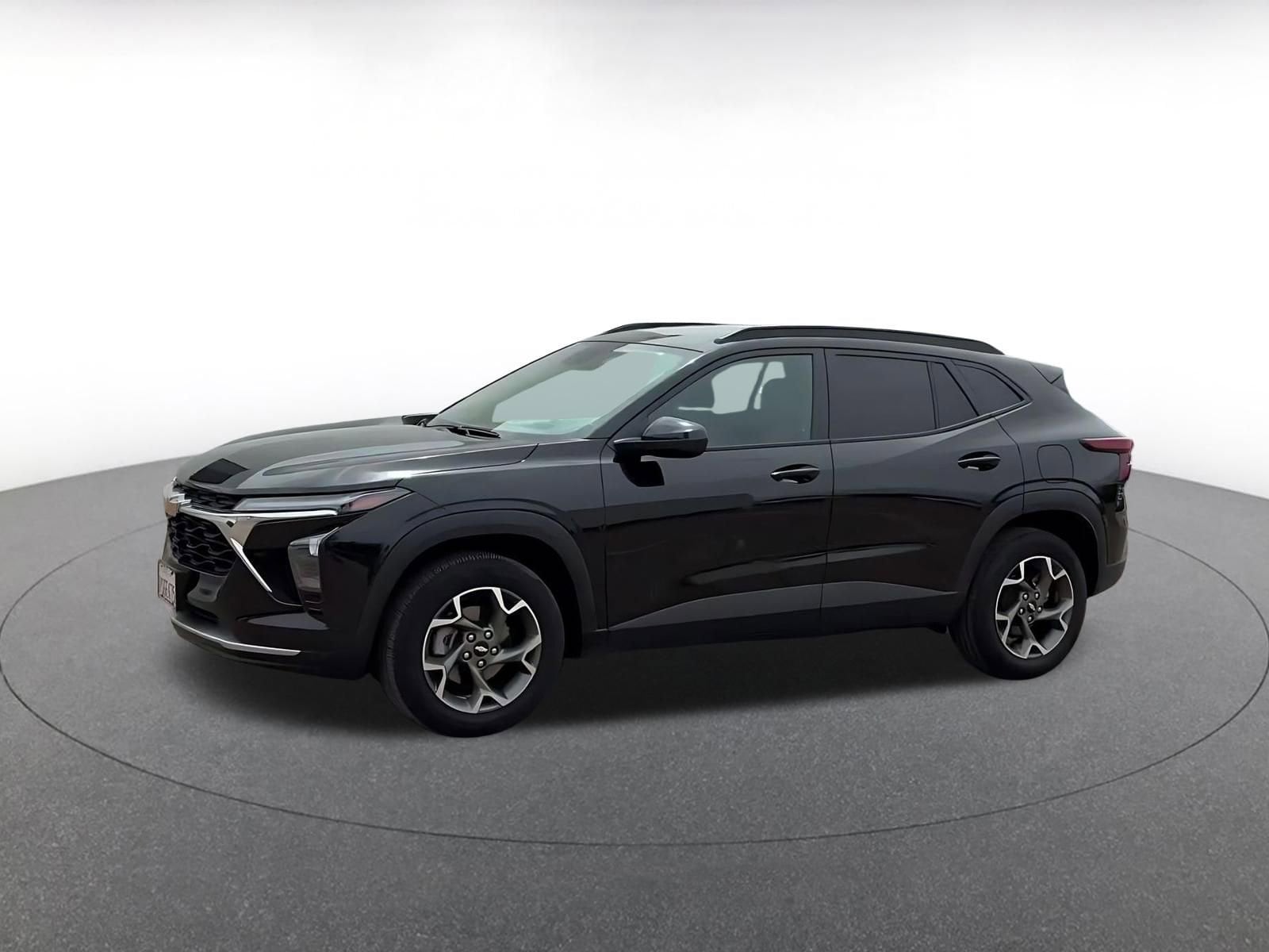 Thumbnail: 2025 Chevrolet Trax - 8