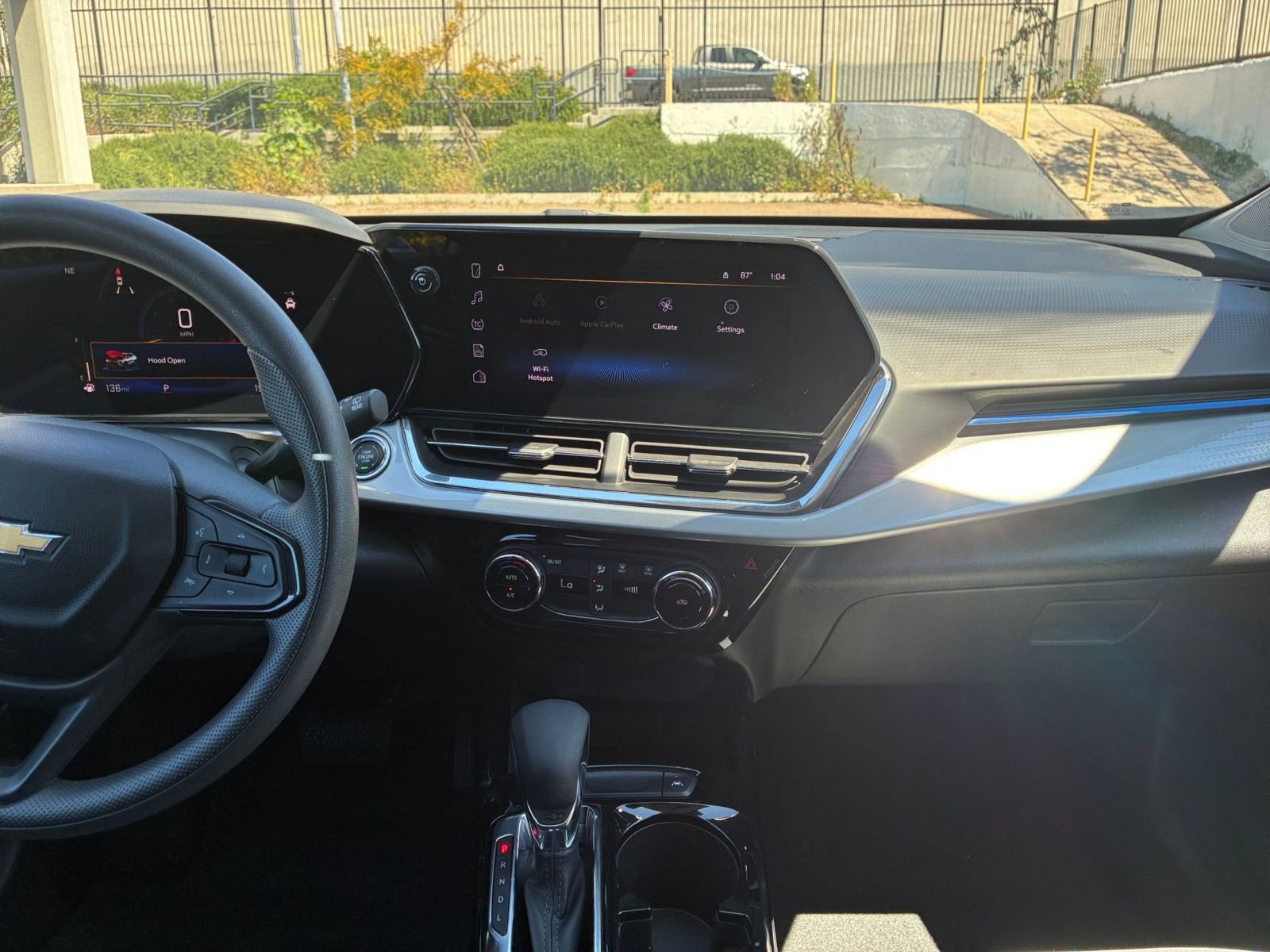 Thumbnail: 2025 Chevrolet Trax - 17