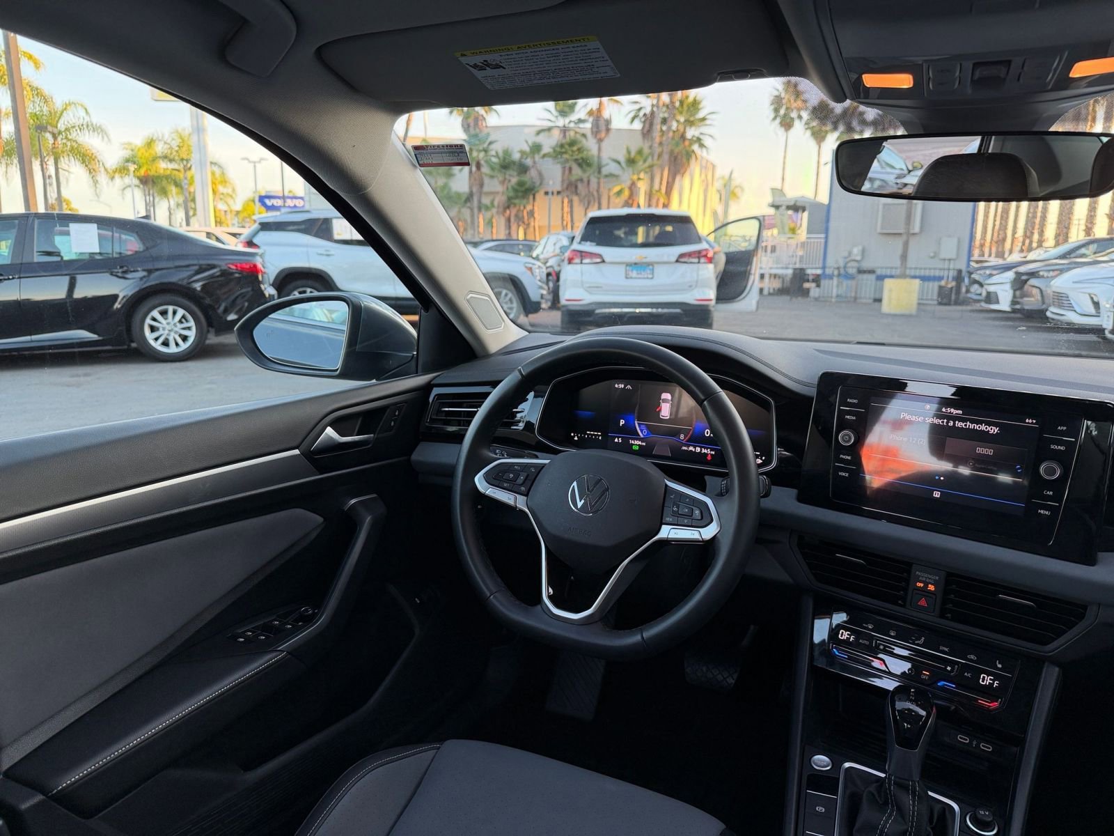 Thumbnail: 2025 Volkswagen Jetta - 33