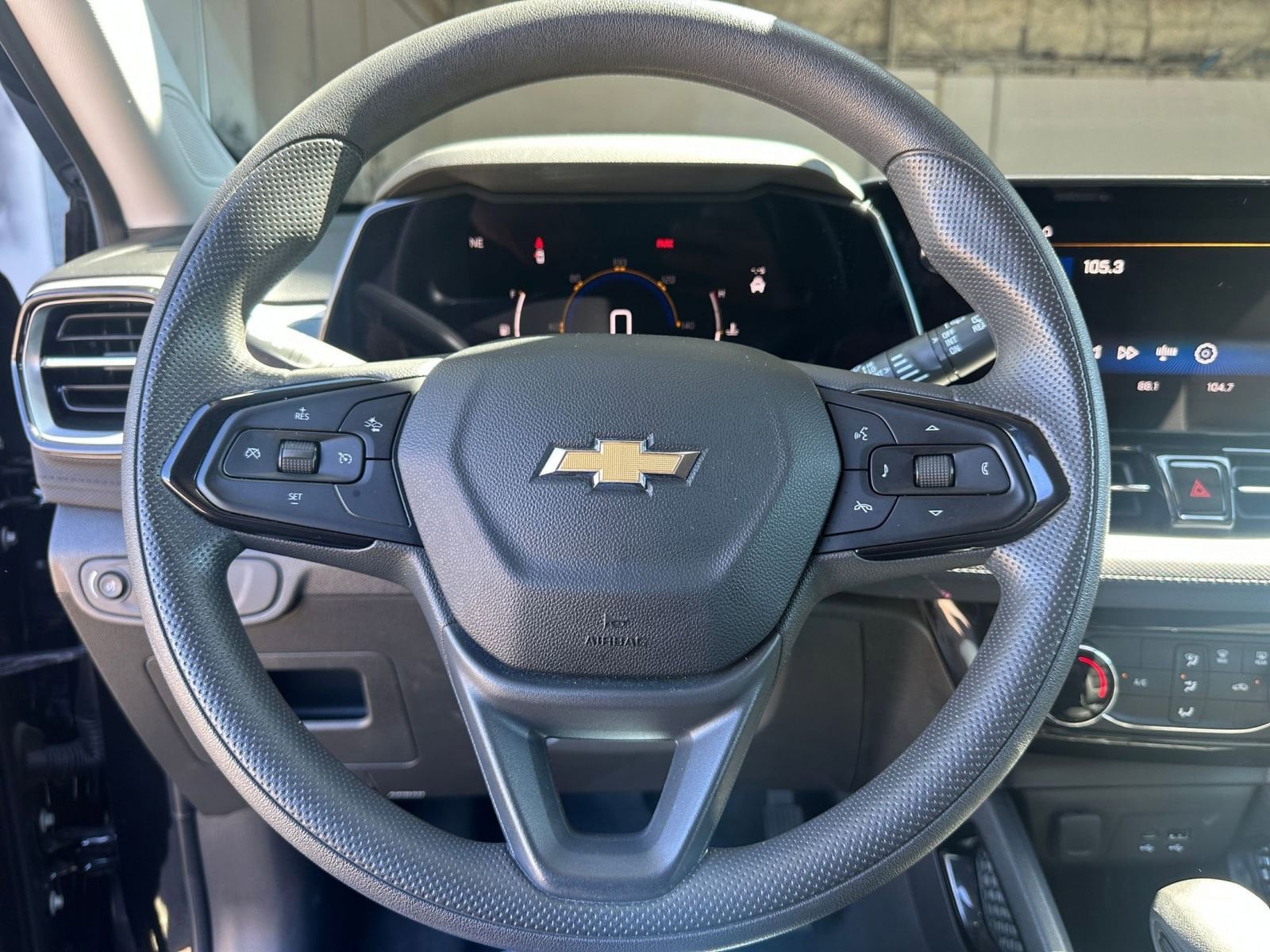 Thumbnail: 2024 Chevrolet TrailBlazer - 25
