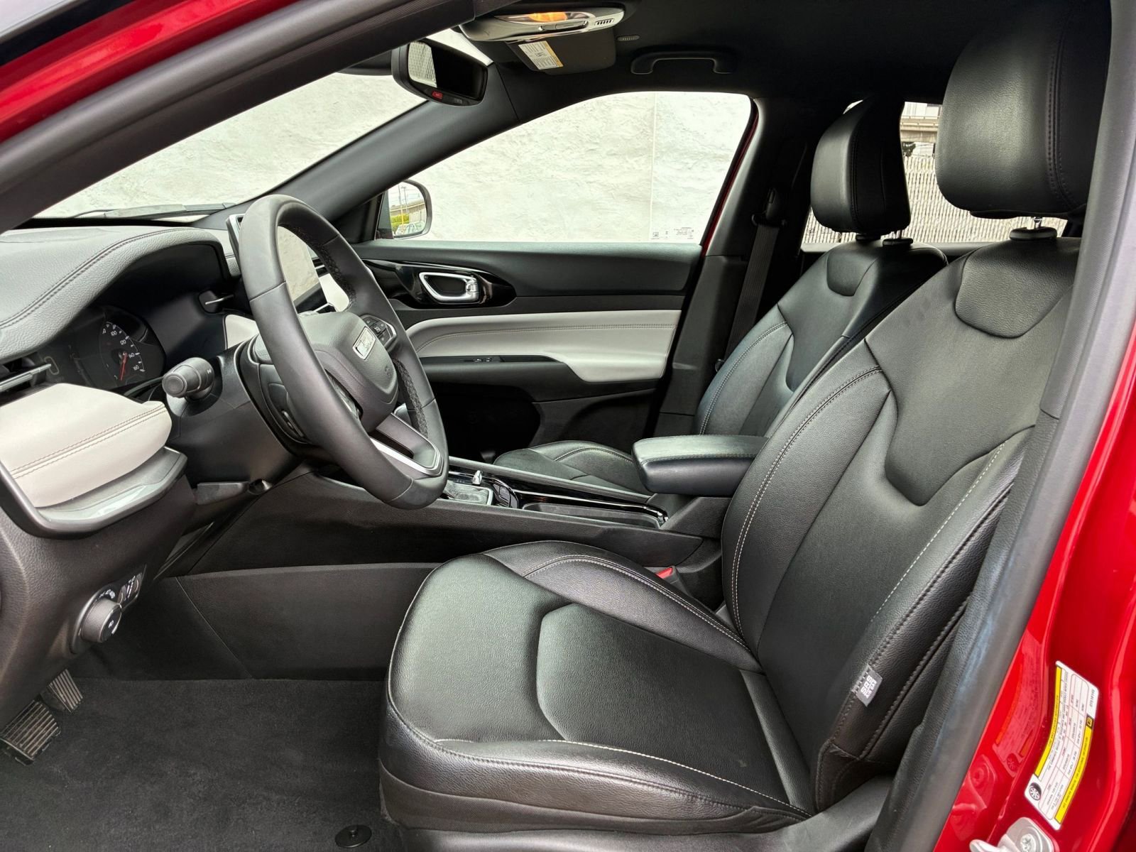 Thumbnail: 2025 Jeep Compass - 28