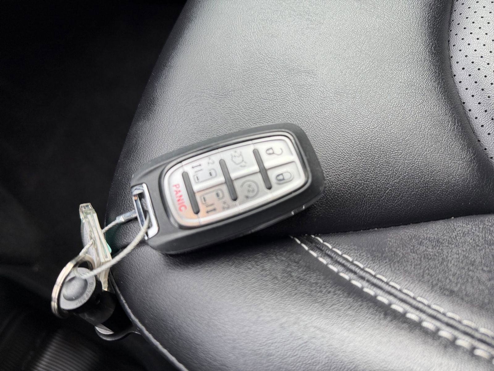 Thumbnail: 2025 Chrysler Pacifica - 27