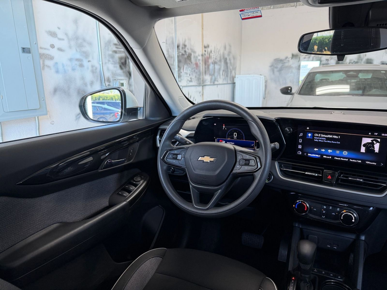 Thumbnail: 2025 Chevrolet TrailBlazer - 32