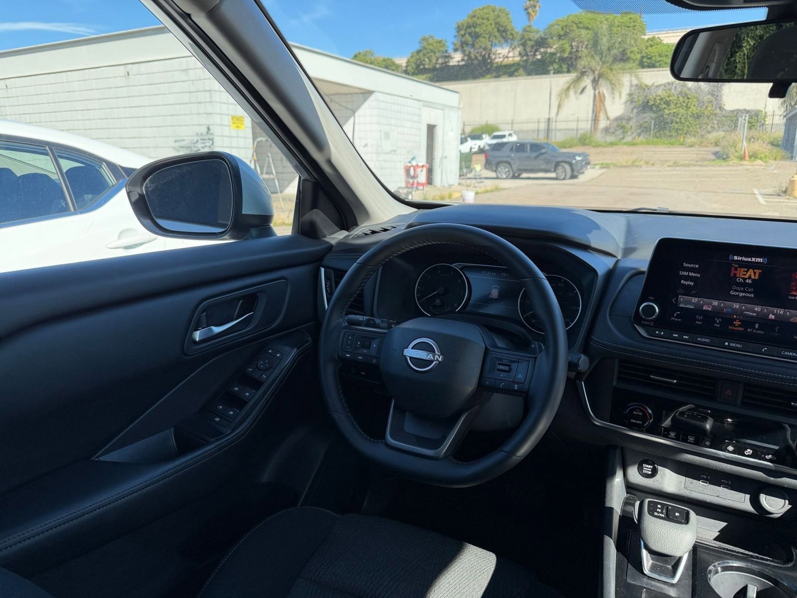 Thumbnail: 2025 Nissan Rogue - 34