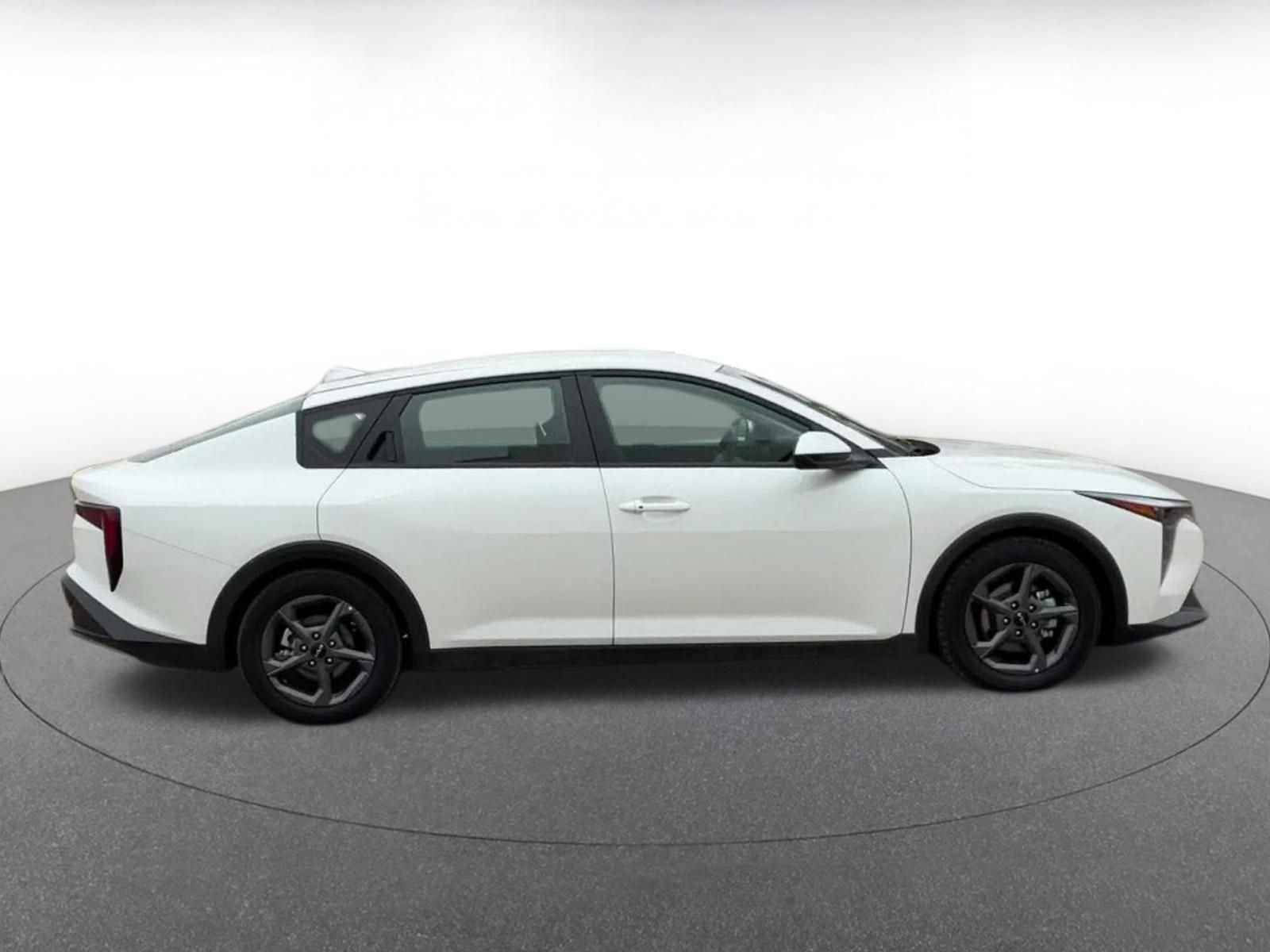 Thumbnail: 2025 Kia K4 - 16