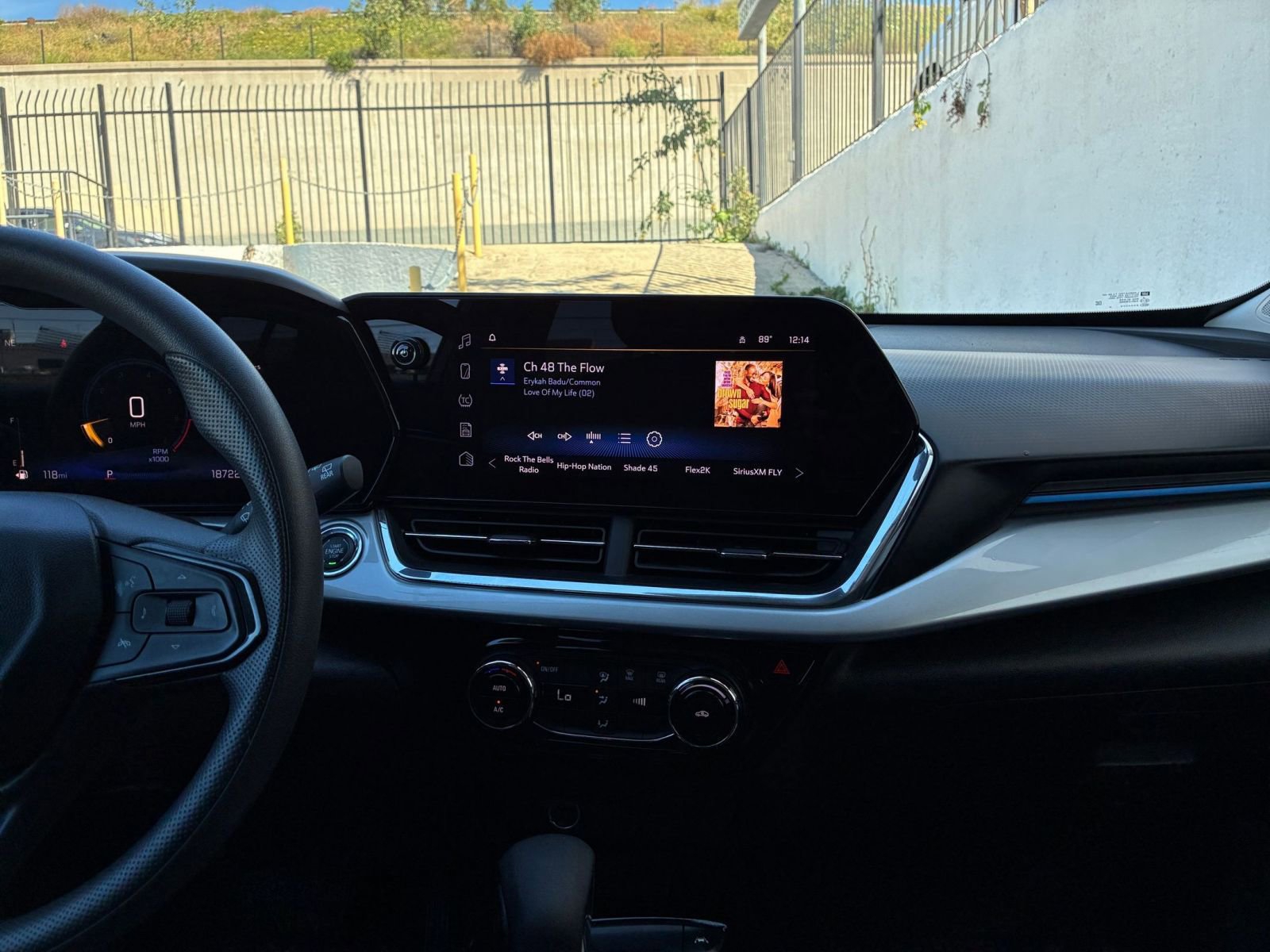 Thumbnail: 2025 Chevrolet Trax - 17