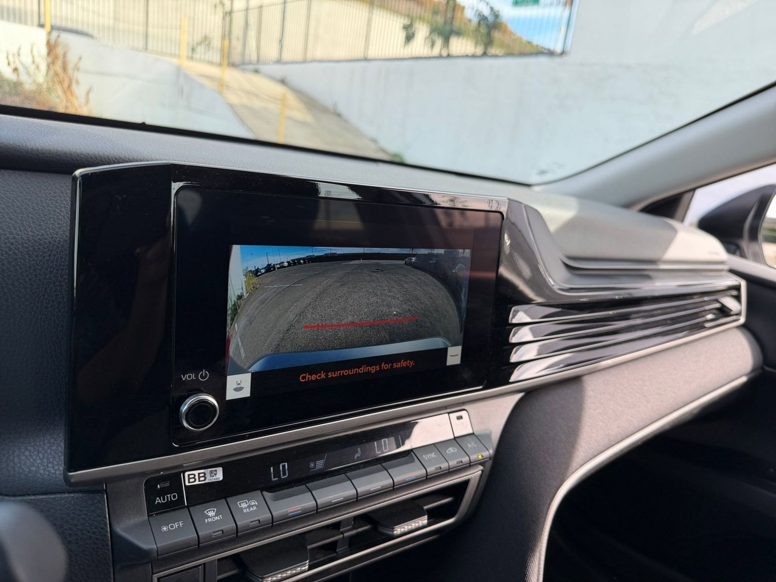 Thumbnail: 2025 Toyota Camry - 17