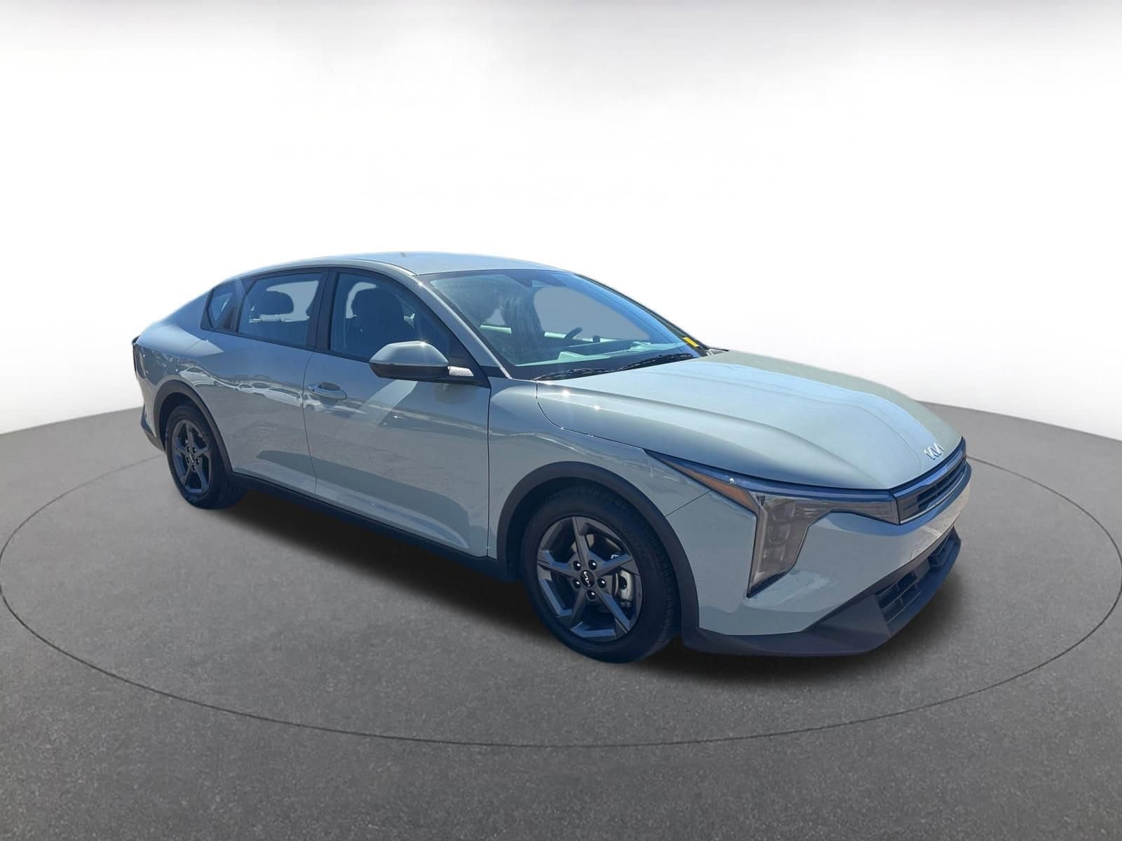 Thumbnail: 2025 Kia K4 - 1