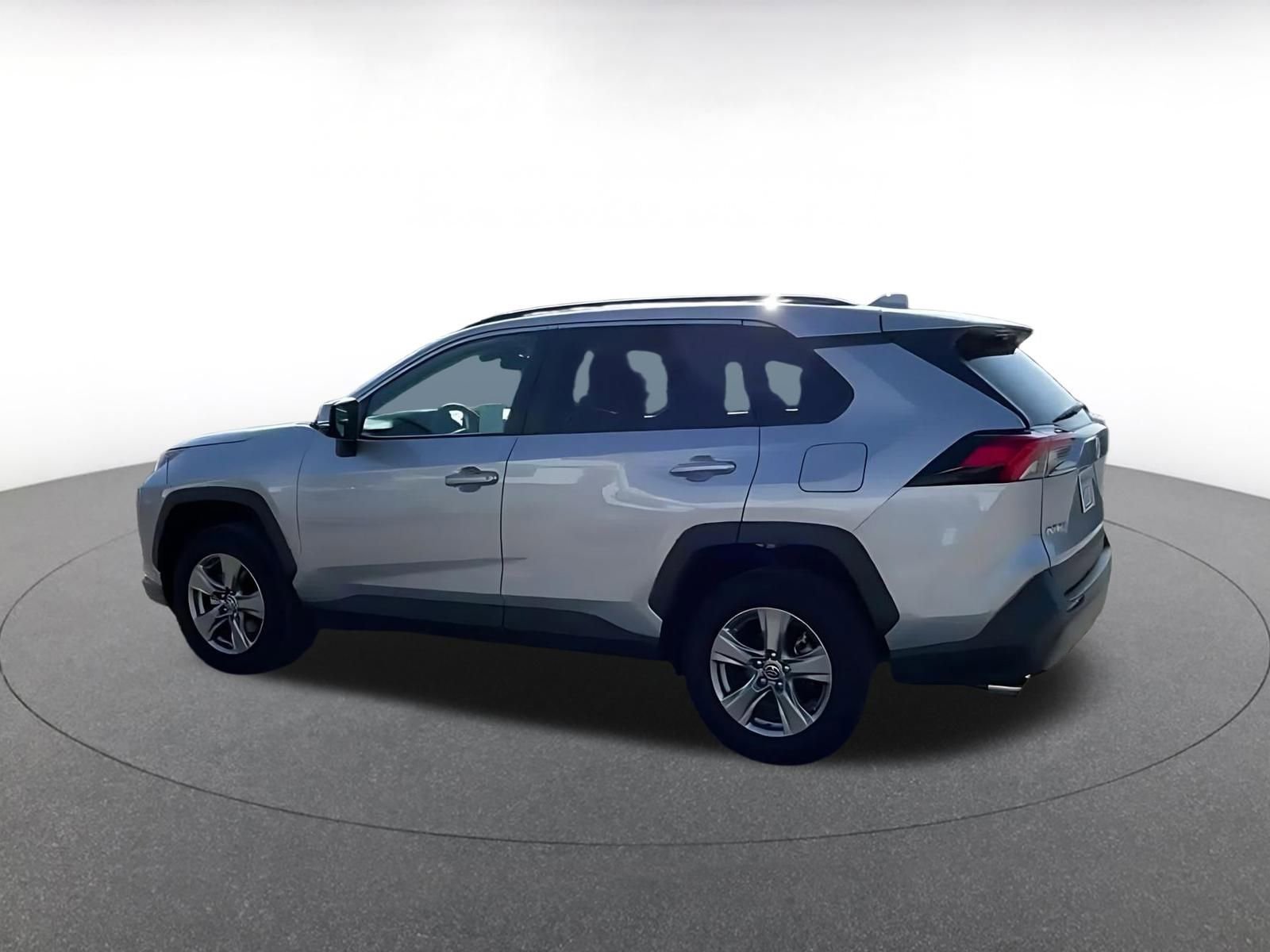 Thumbnail: 2025 Toyota RAV4 - 10