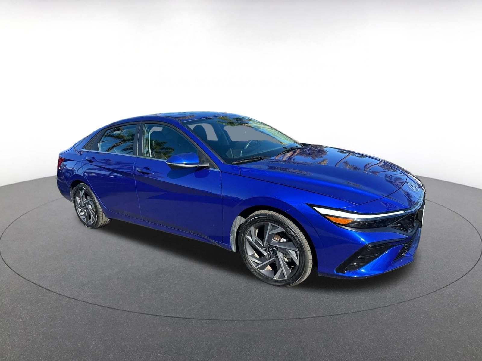 Thumbnail: 2025 Hyundai Elantra - 1