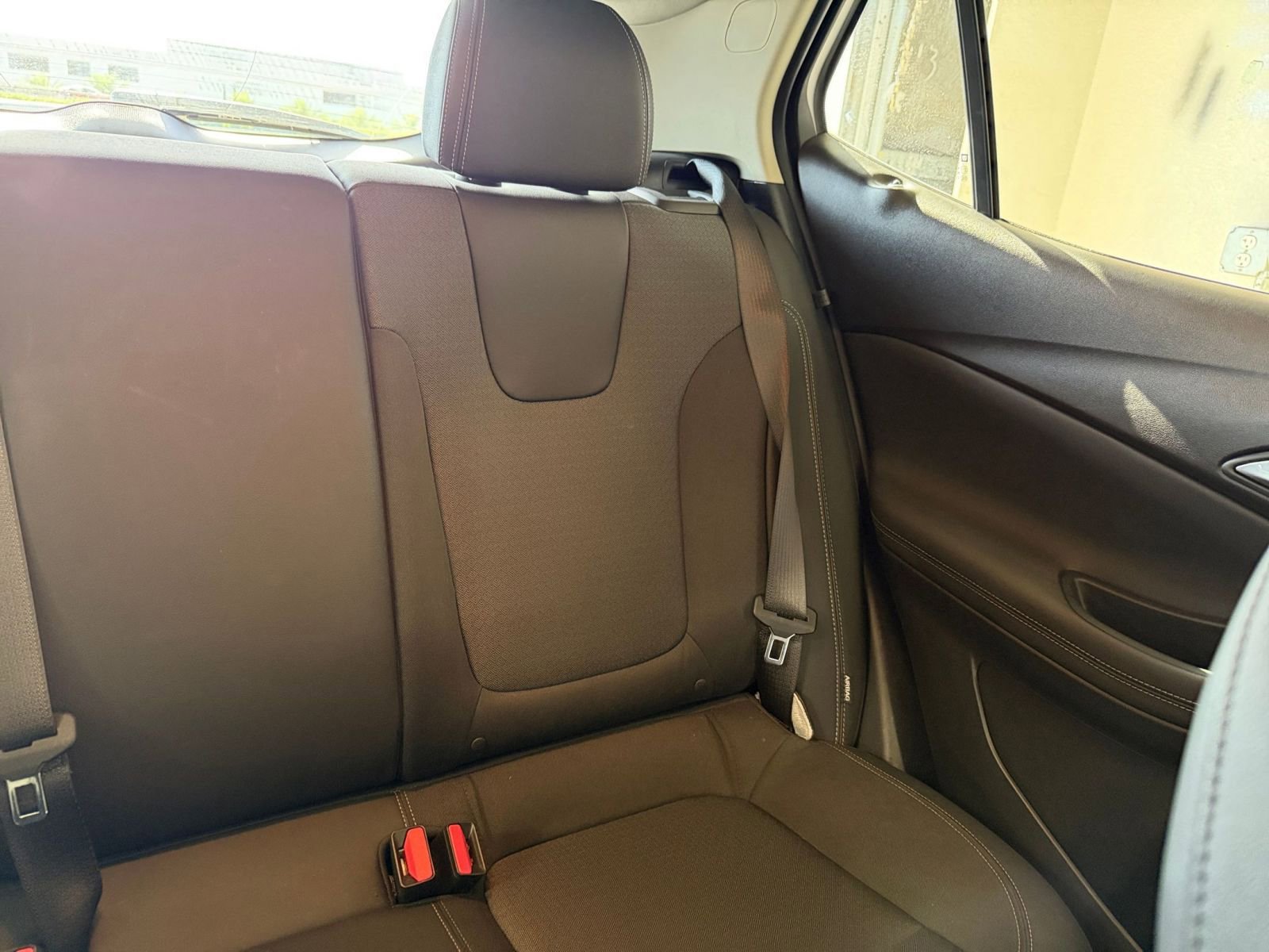 Thumbnail: 2025 Buick Encore GX - 35