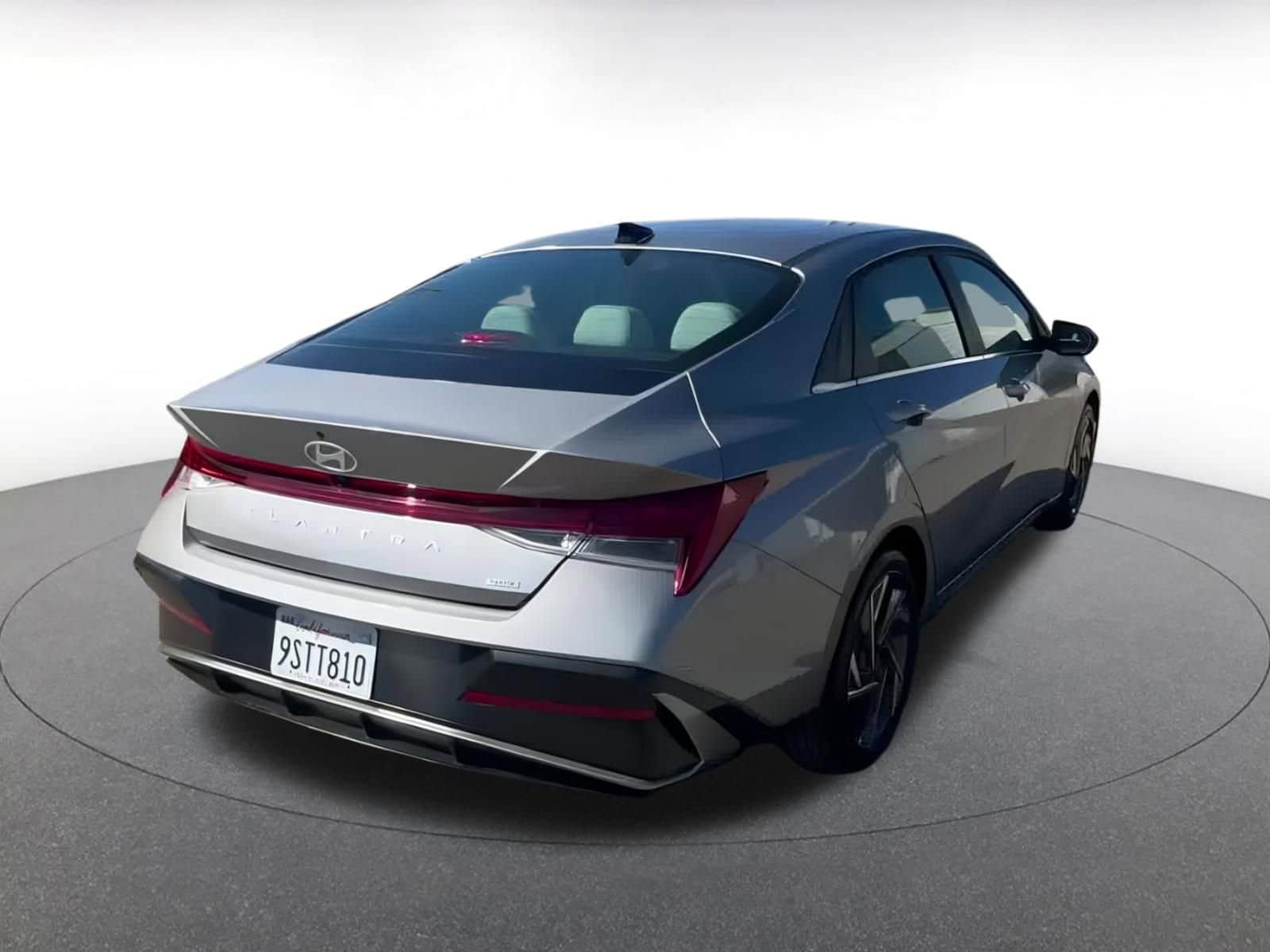 Thumbnail: 2025 Hyundai Elantra - 15