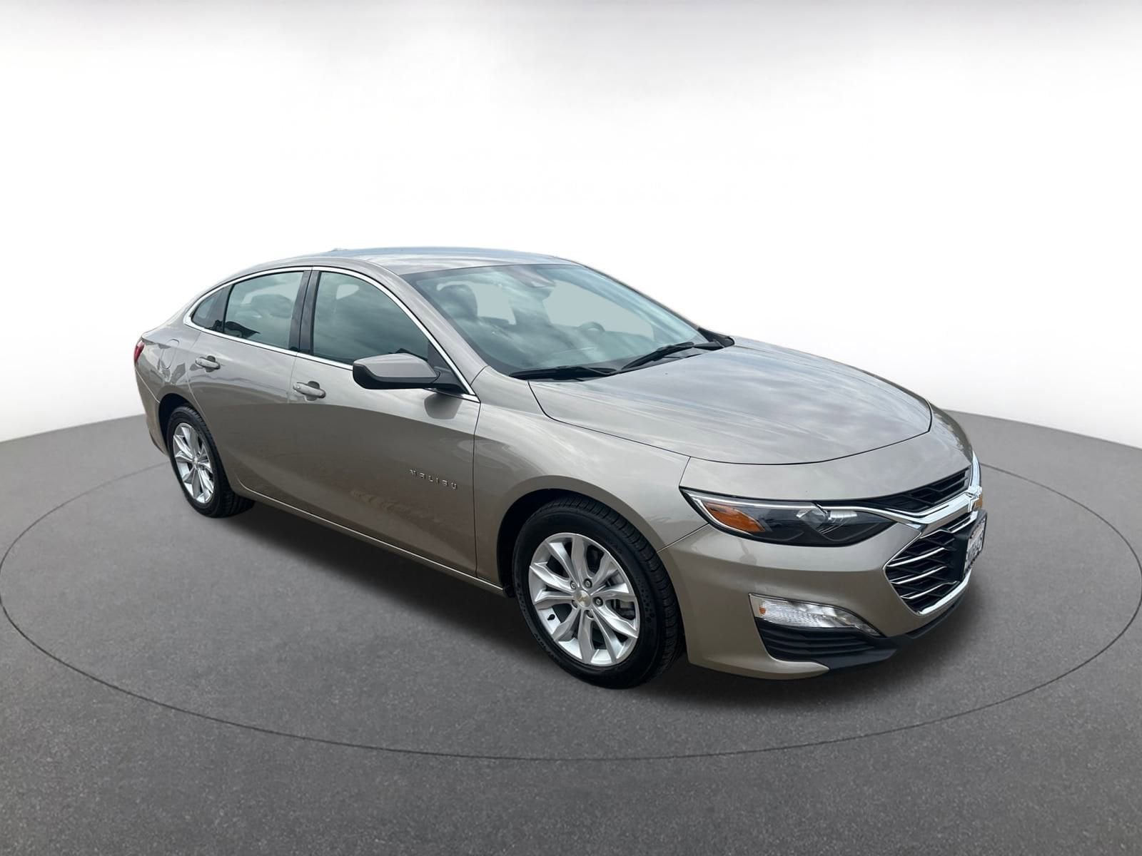 Thumbnail: 2024 Chevrolet Malibu - 1