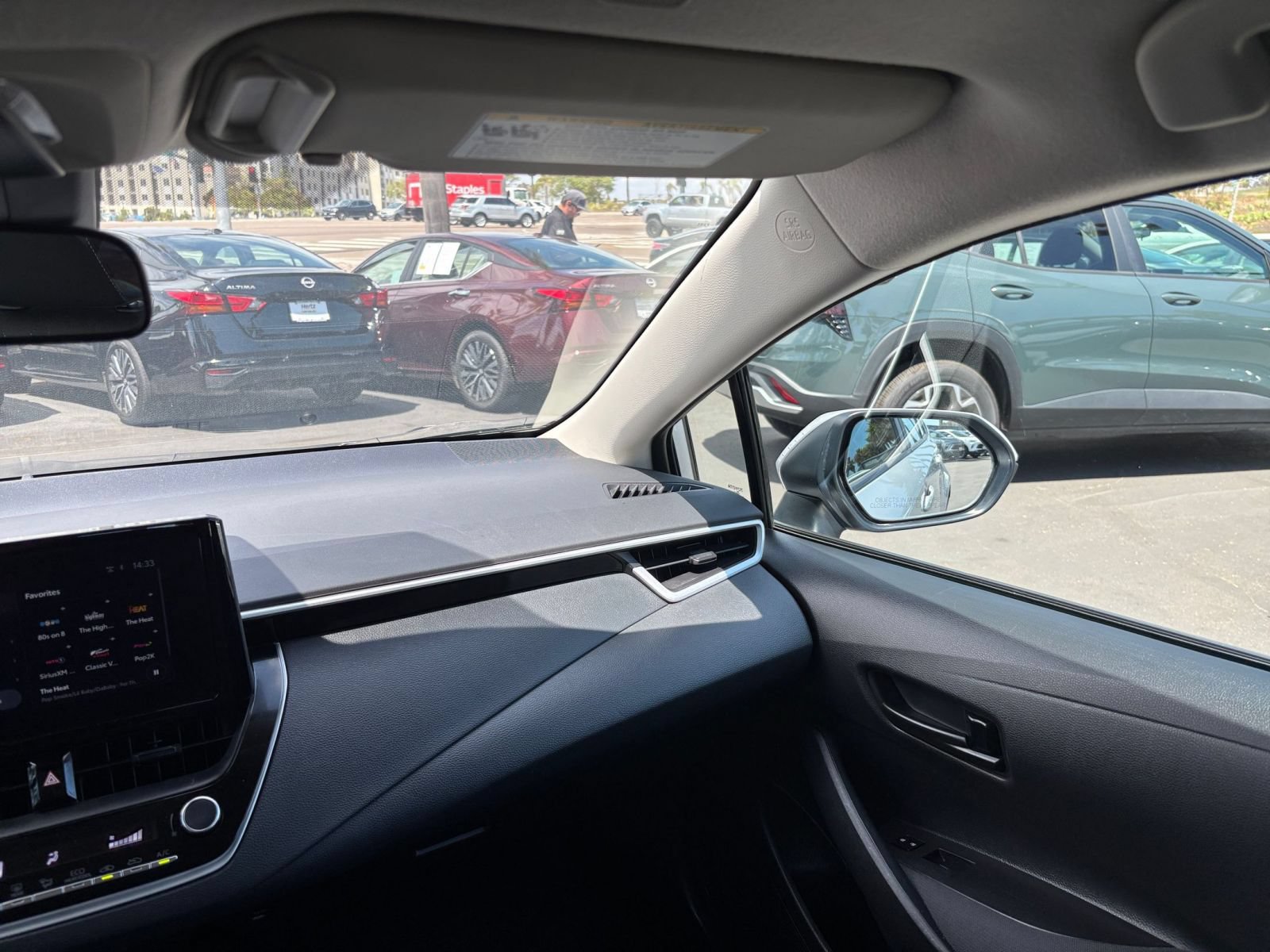 Thumbnail: 2025 Toyota Corolla - 33