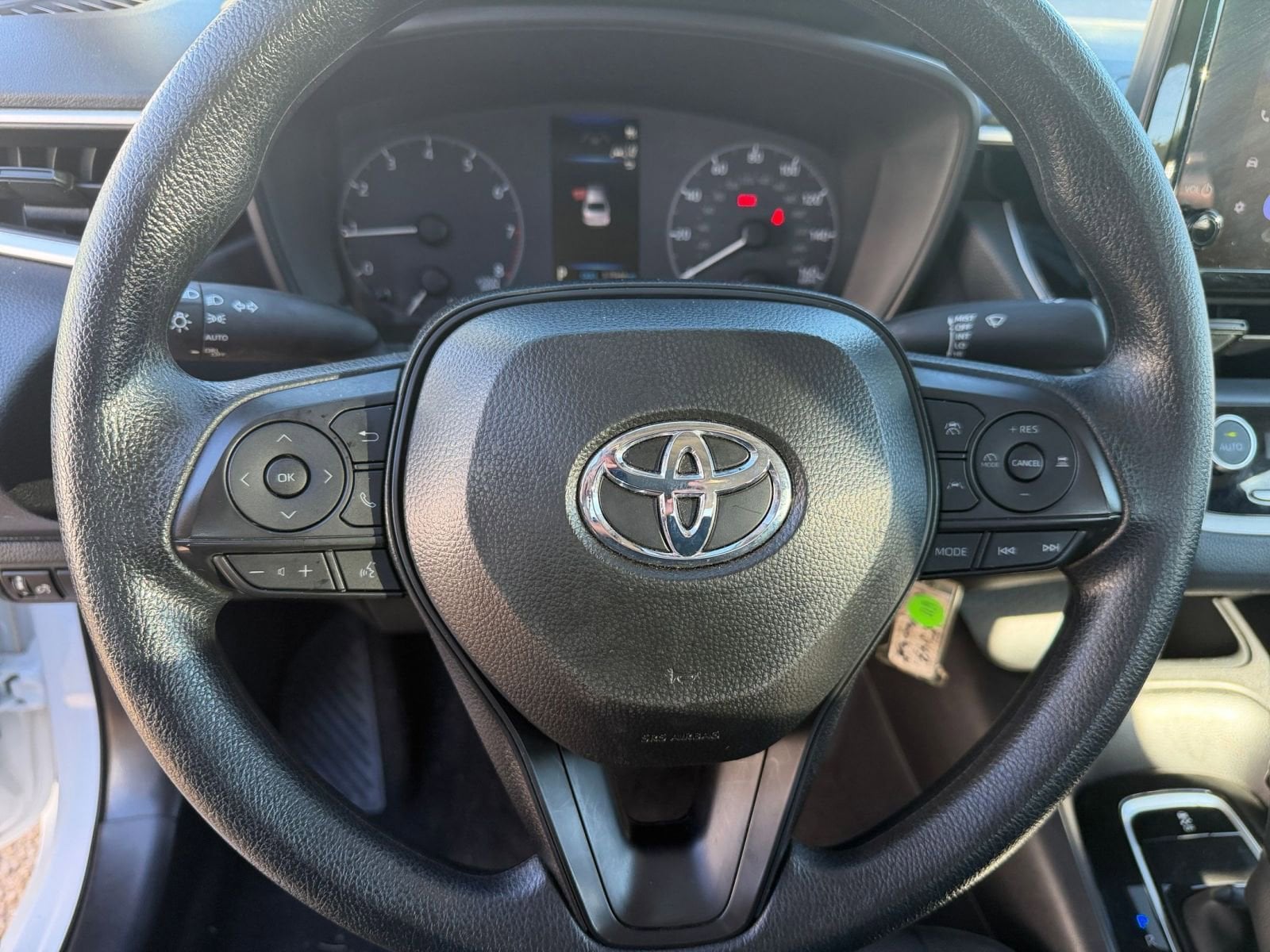 Thumbnail: 2025 Toyota Corolla - 25