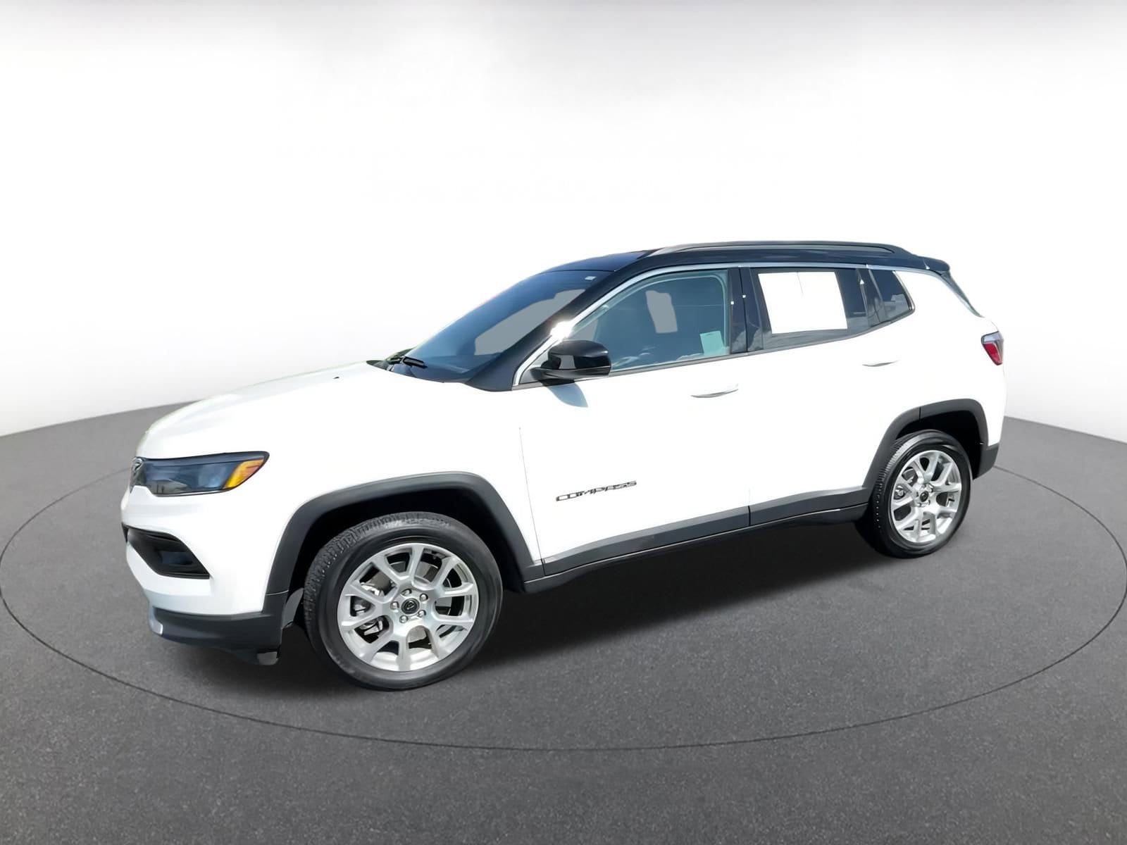 Thumbnail: 2025 Jeep Compass - 8